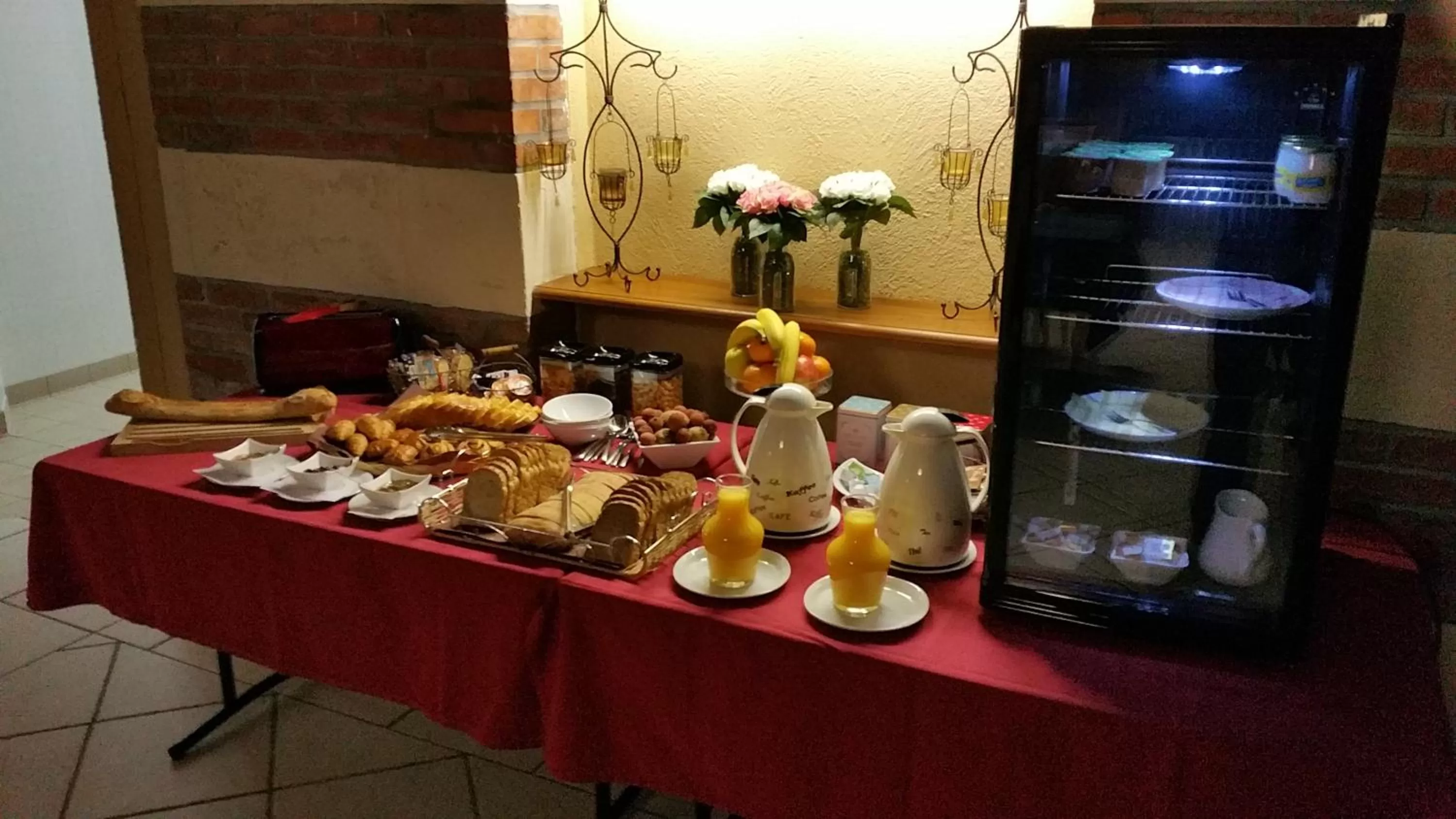 Food in B&B Domaine de La Corbe