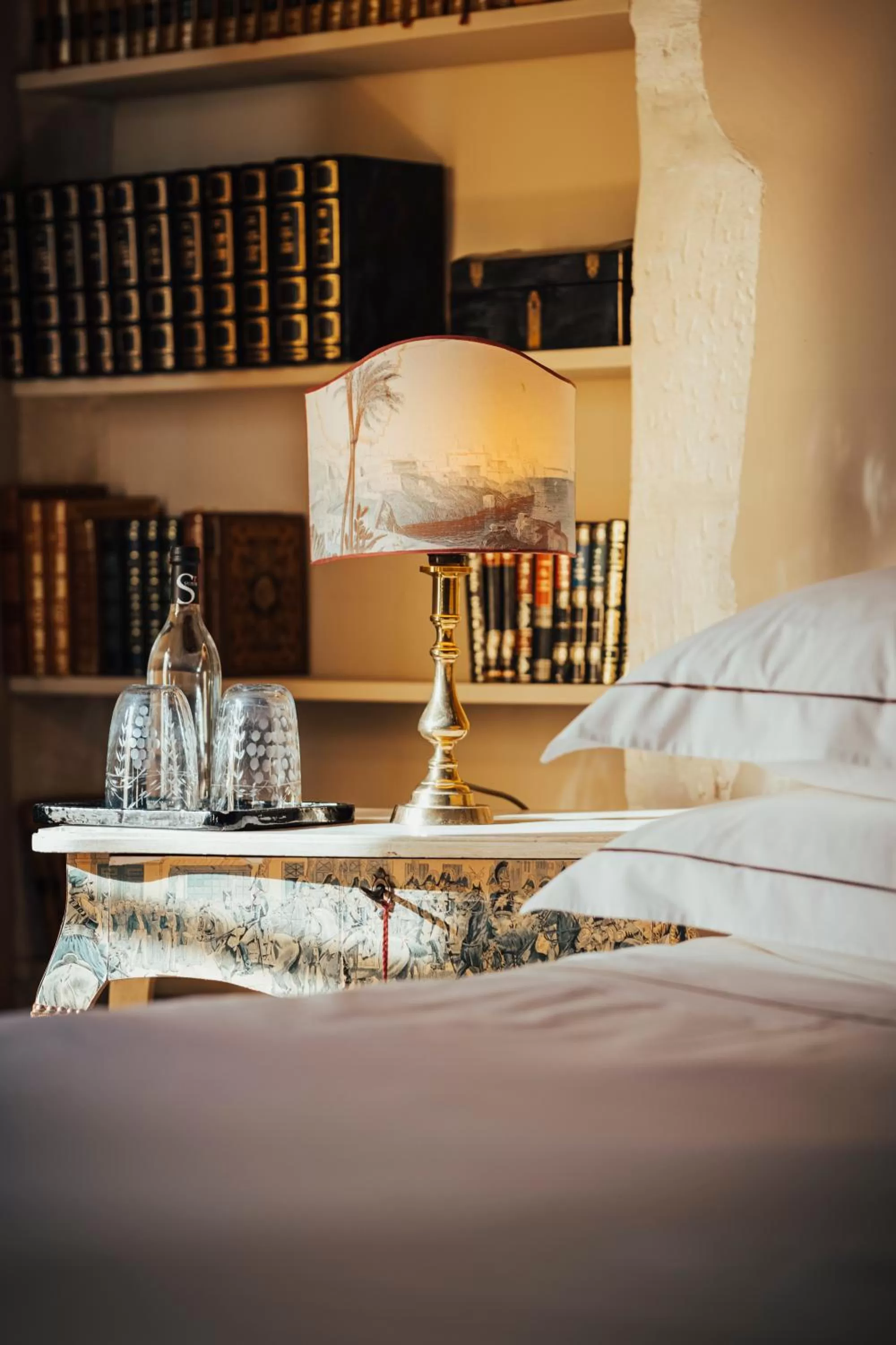 Decorative detail, Bed in Jardins Secrets