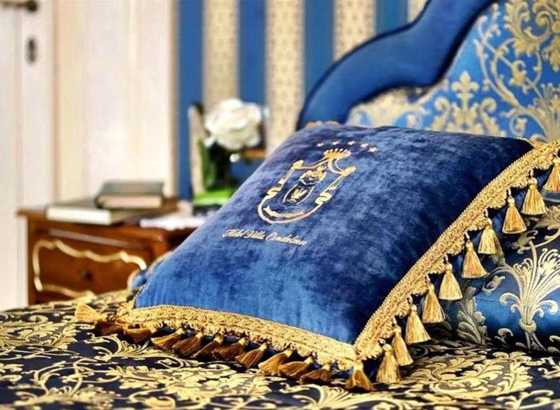 Decorative detail, Bed in Hotel Villa Condulmer