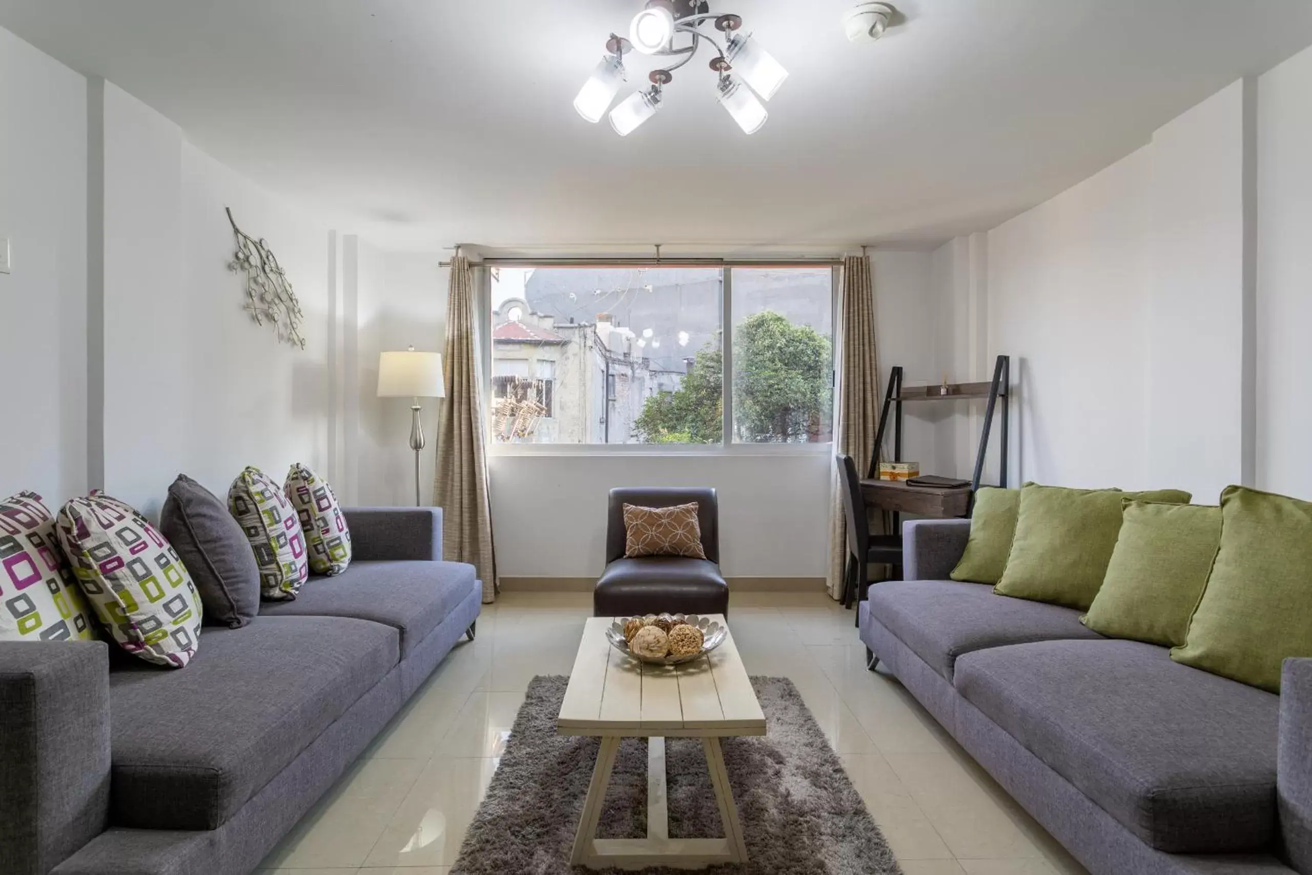 Double Room with Private Bathroom in Suites 259 Condesa Double Room with Private Bathroom in Suites 259 Condesa