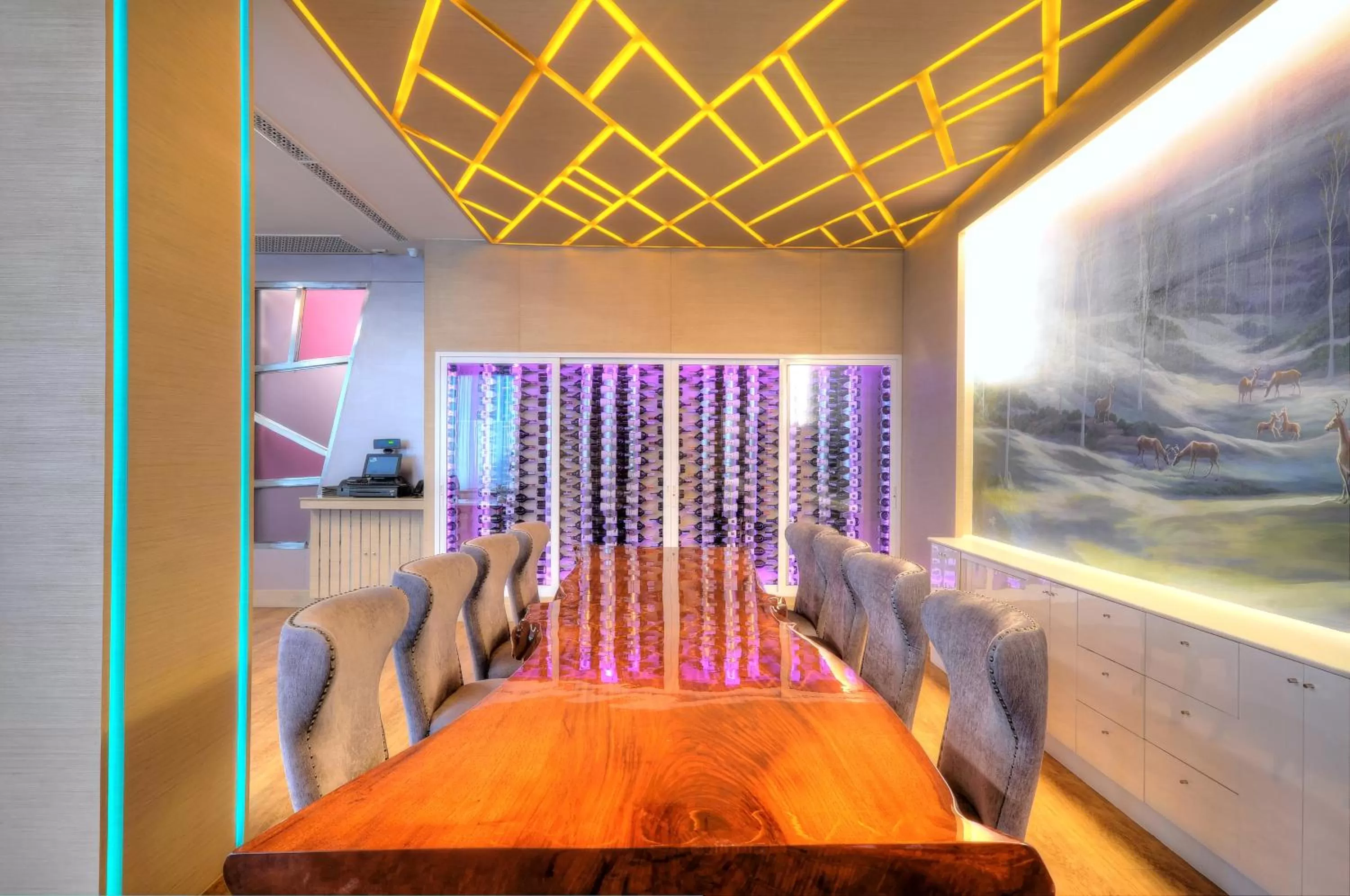 Restaurant/places to eat in One One Bangkok