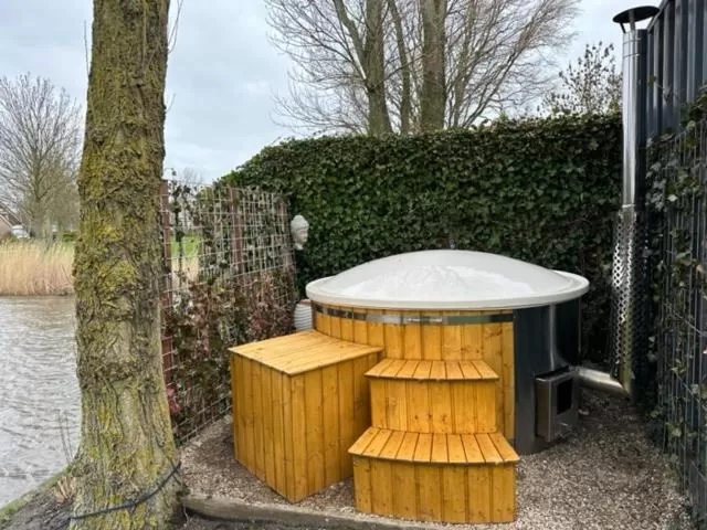 Hot Tub in Harlingen Staete B&B Boutique hotel