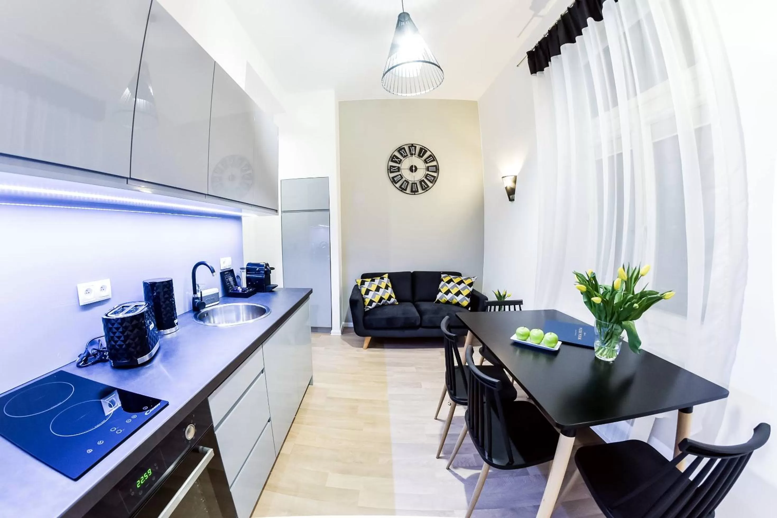 Coffee/tea facilities, Kitchen/Kitchenette in NOOK NOOK Apartments Katarzyny 2