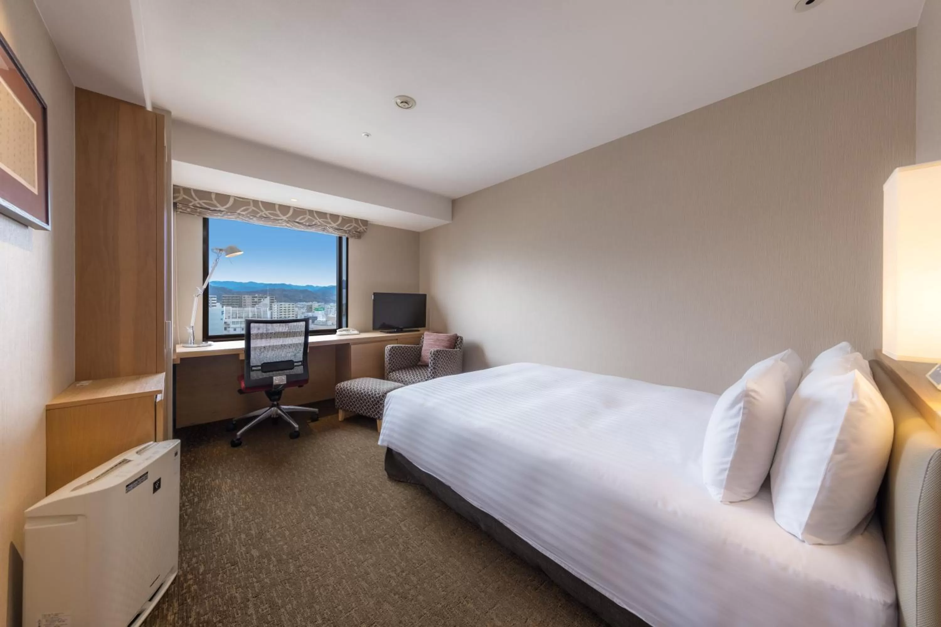 Photo of the whole room, Bed in Hotel Associa Shizuoka