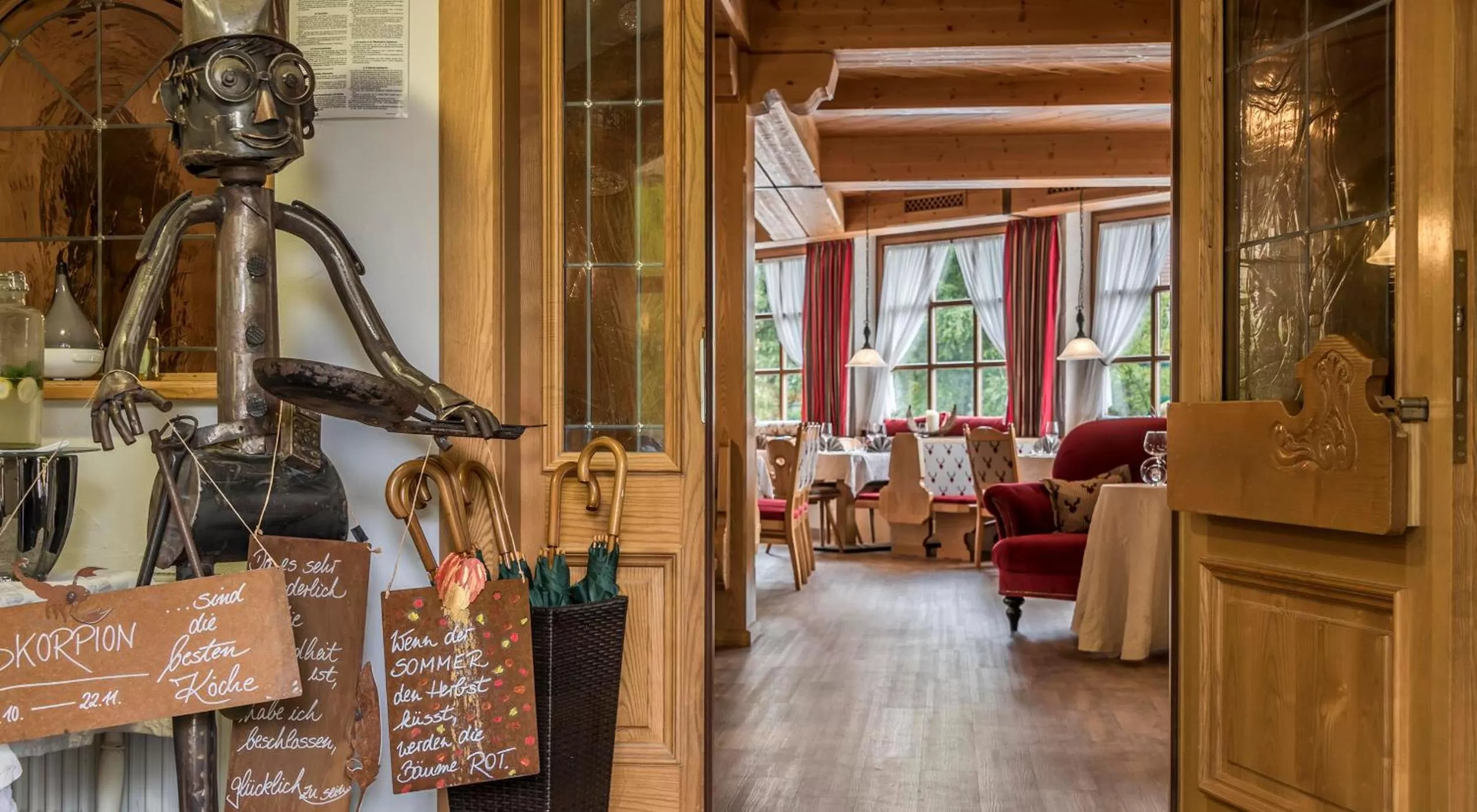 Food and drinks in Hotel Mutz Garni