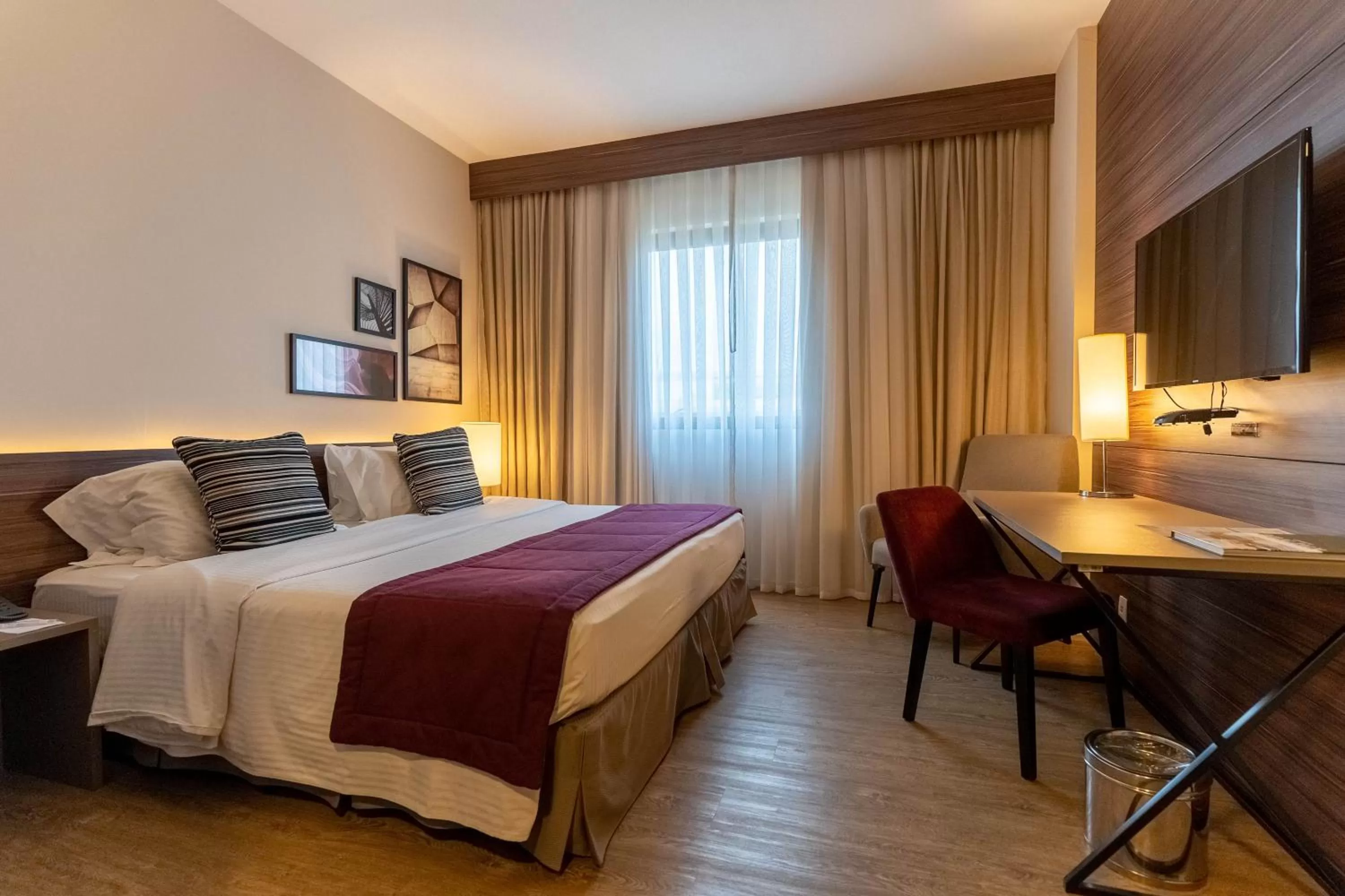 Bed in Royal Palm Tower Anhanguera