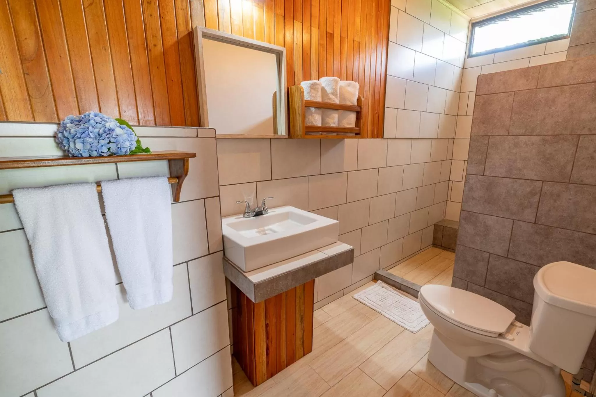 Bathroom in Ladera Hotel