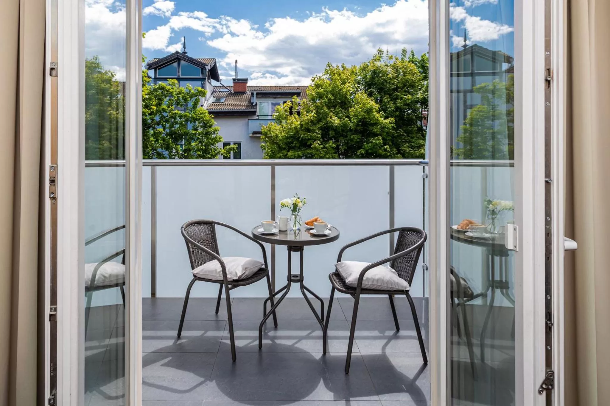 Balcony/Terrace in Molo Residence