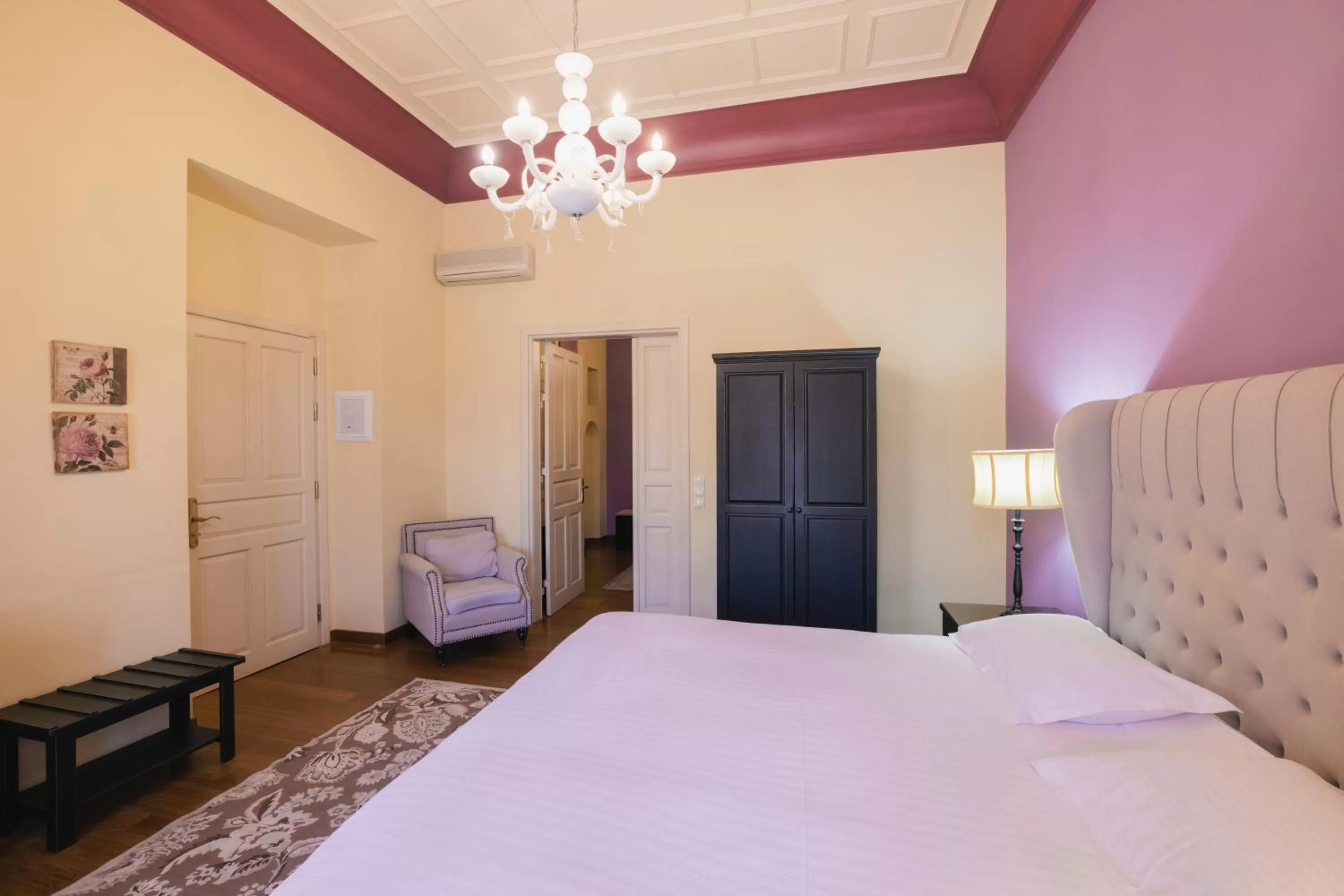 Photo of the whole room, Bed in Kastello Hotel