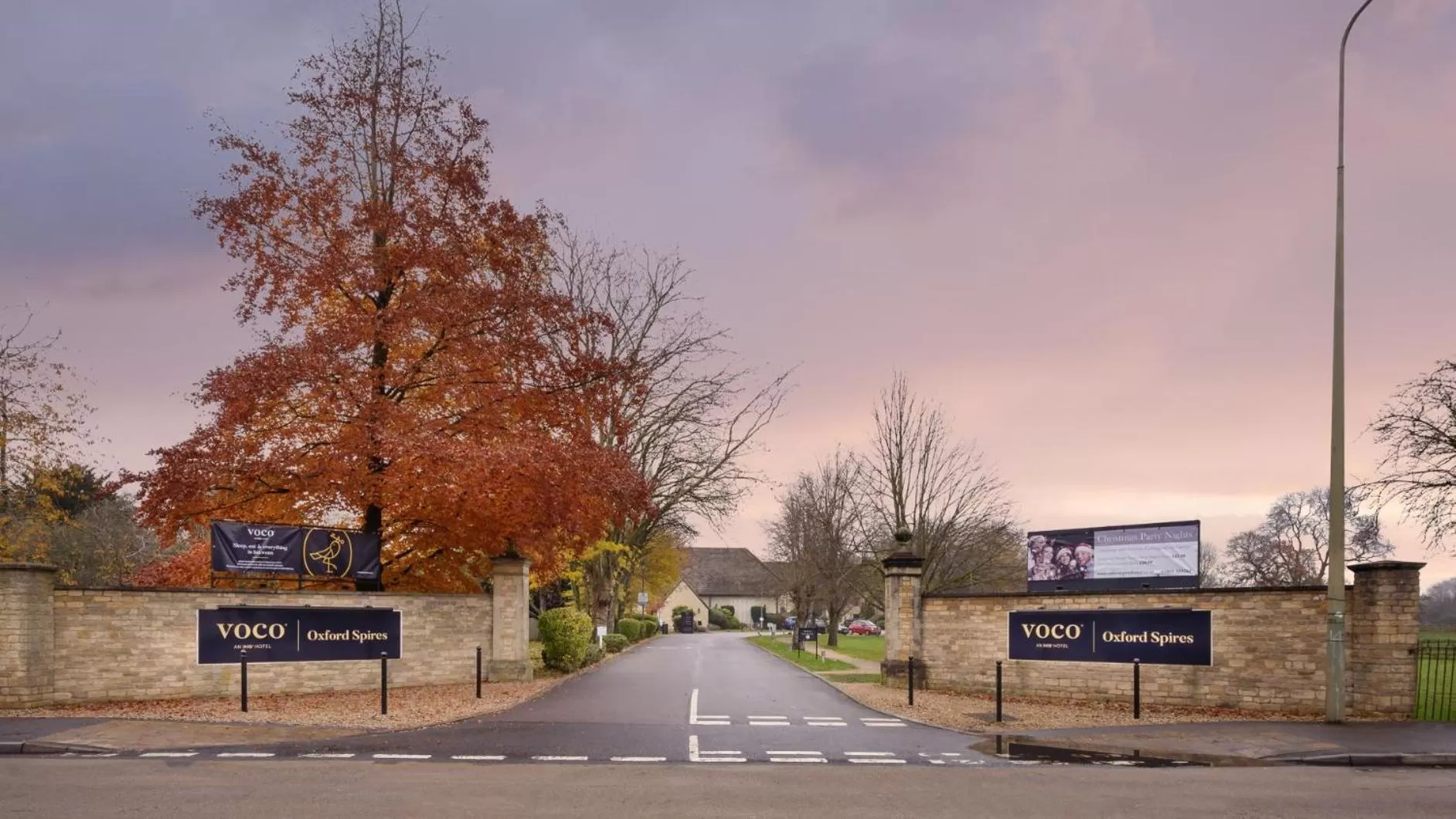 Facade/entrance in voco Oxford Spires by IHG