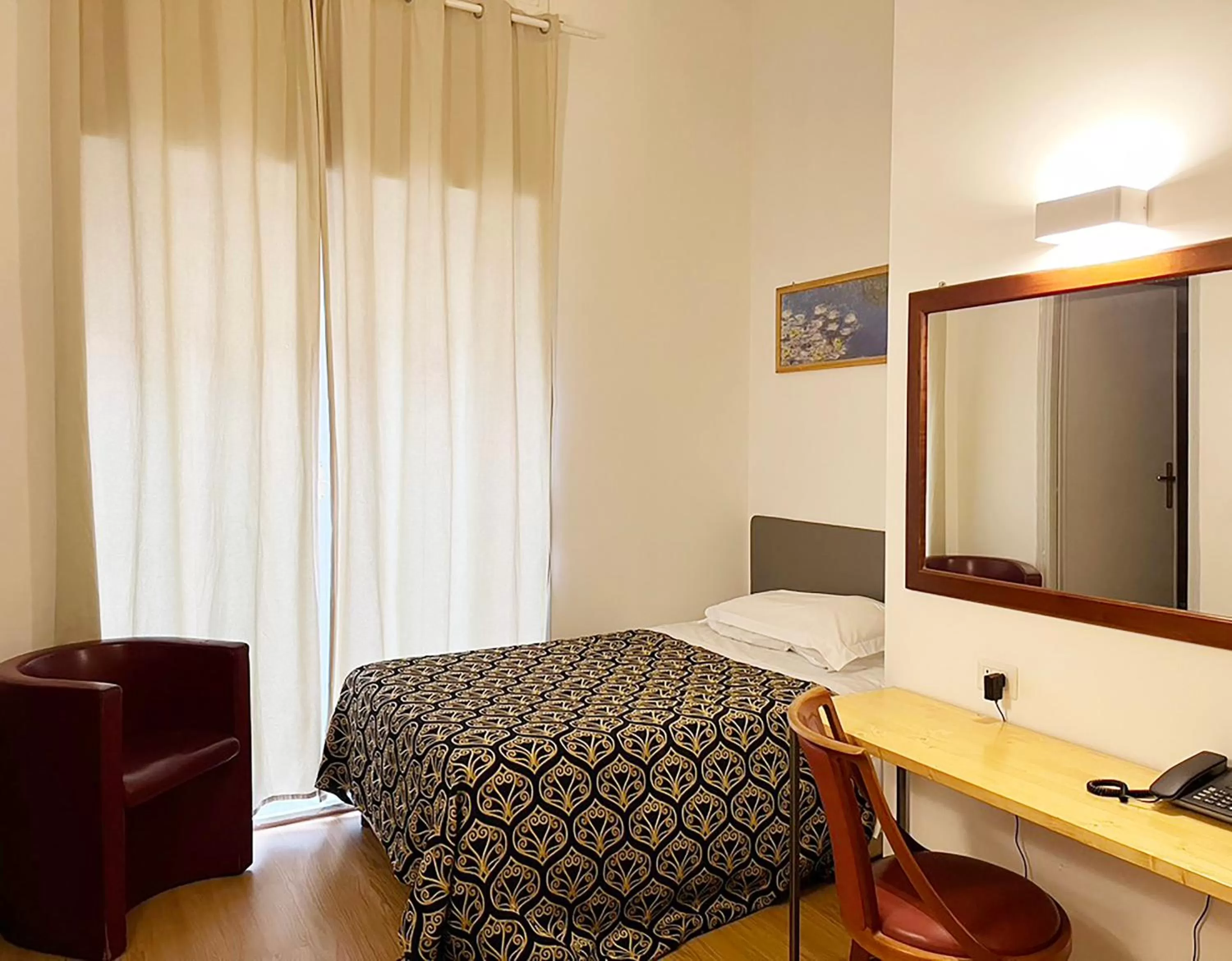 Bedroom, Bed in Hotel King