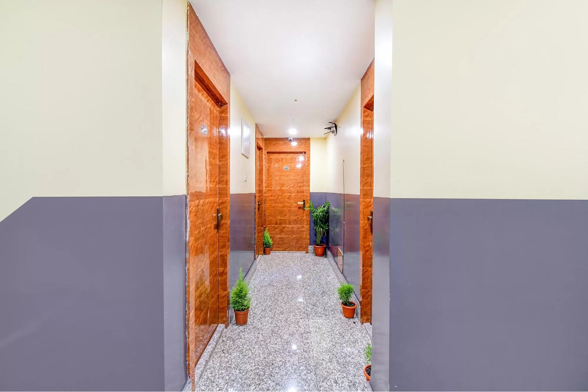 Lobby or reception in FabHotel Aqua Tulip - Nr Milan Mela