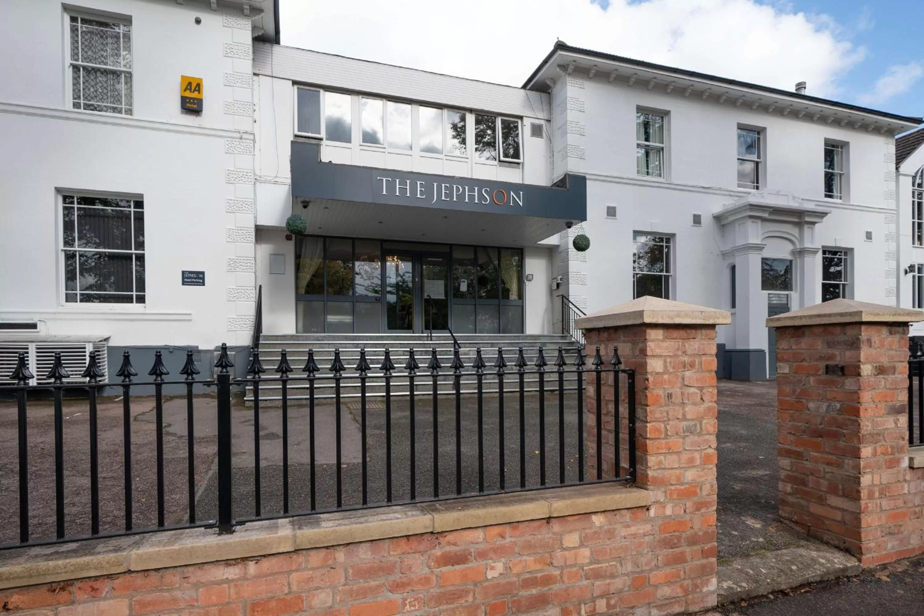 Property building in The Jephson Hotel; BW Signature Collection