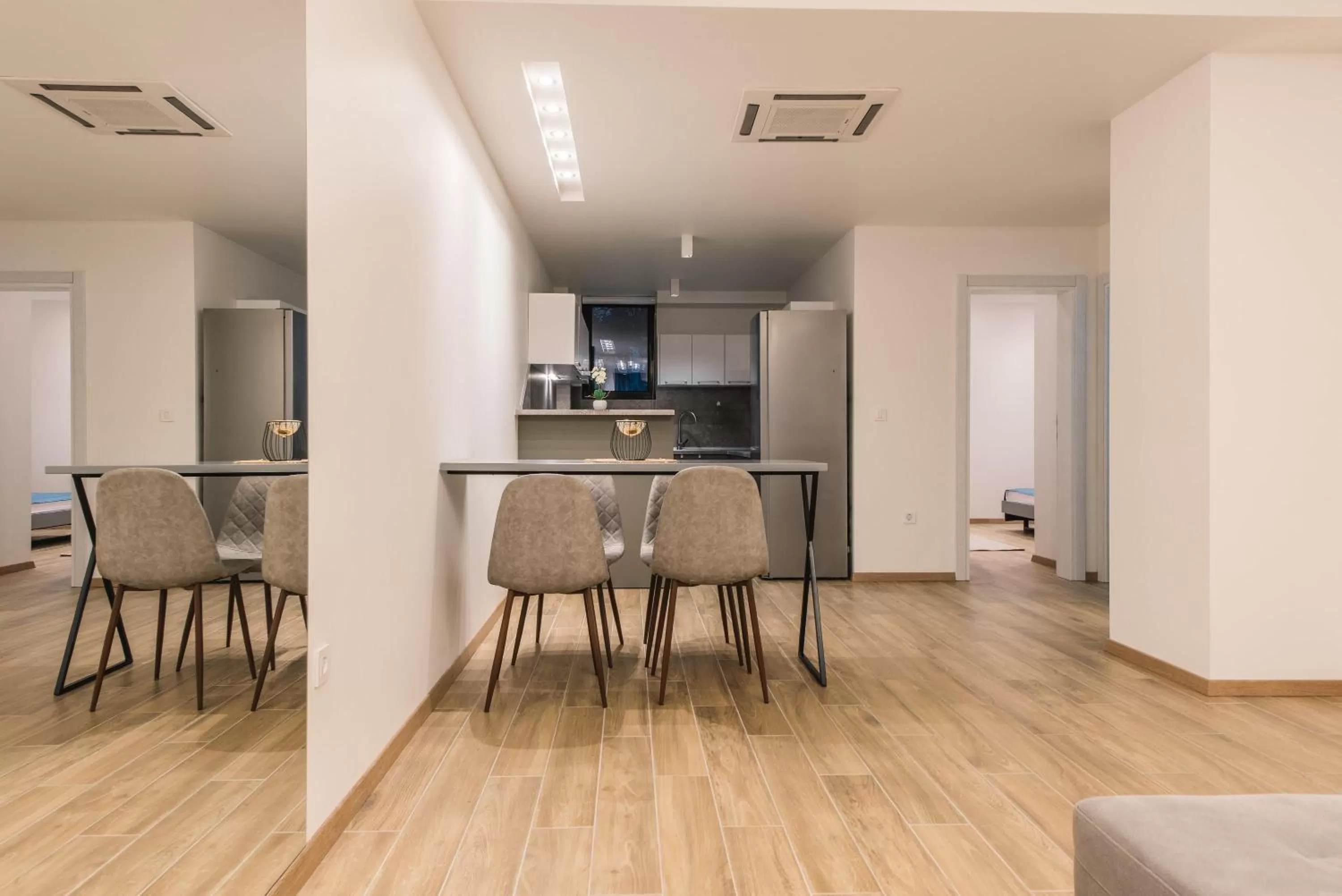 Kitchen or kitchenette, Dining Area in Atelier
