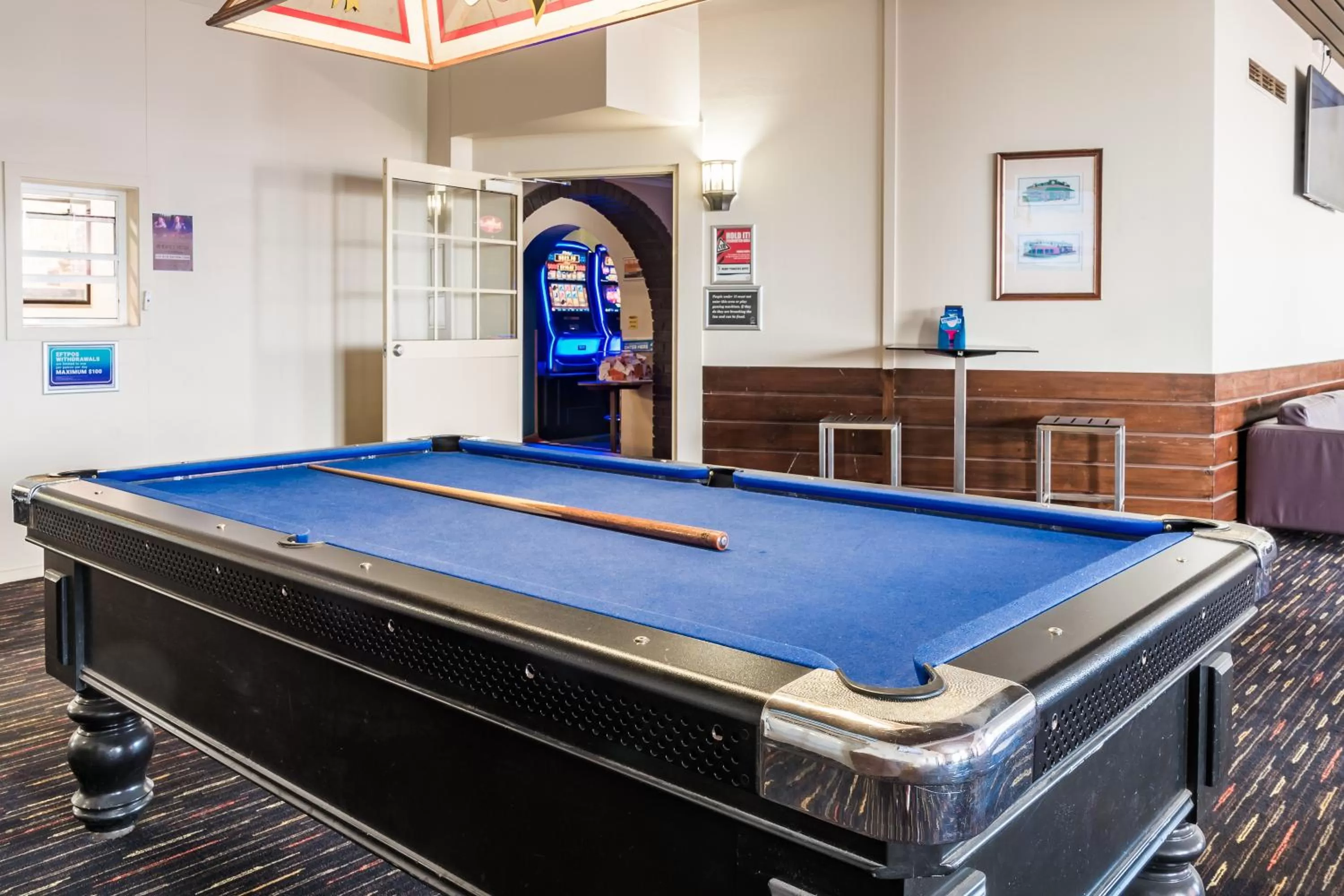 Billiard in Somerset Hotel