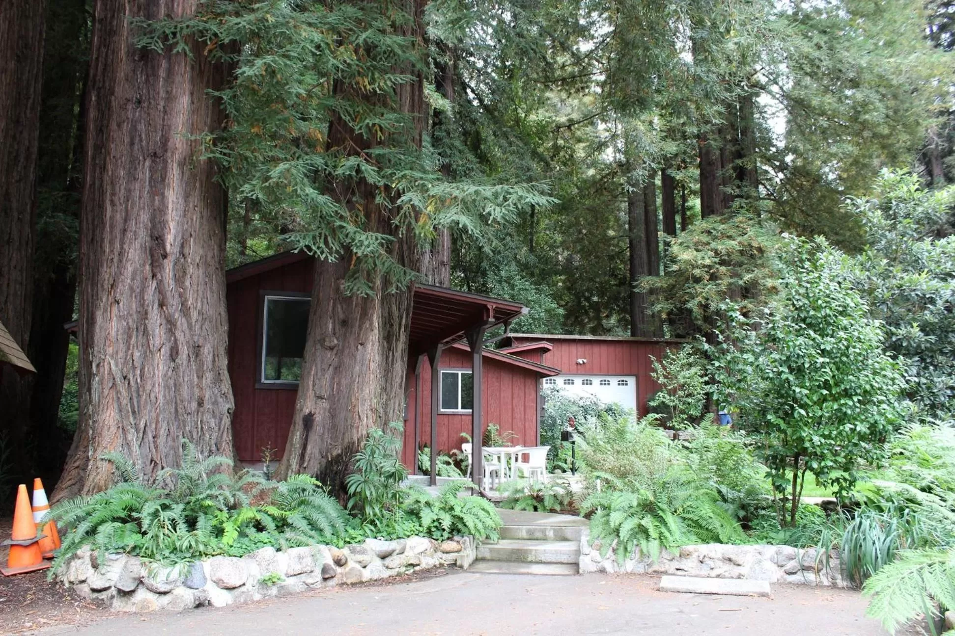 Property Building in Fern River Resort