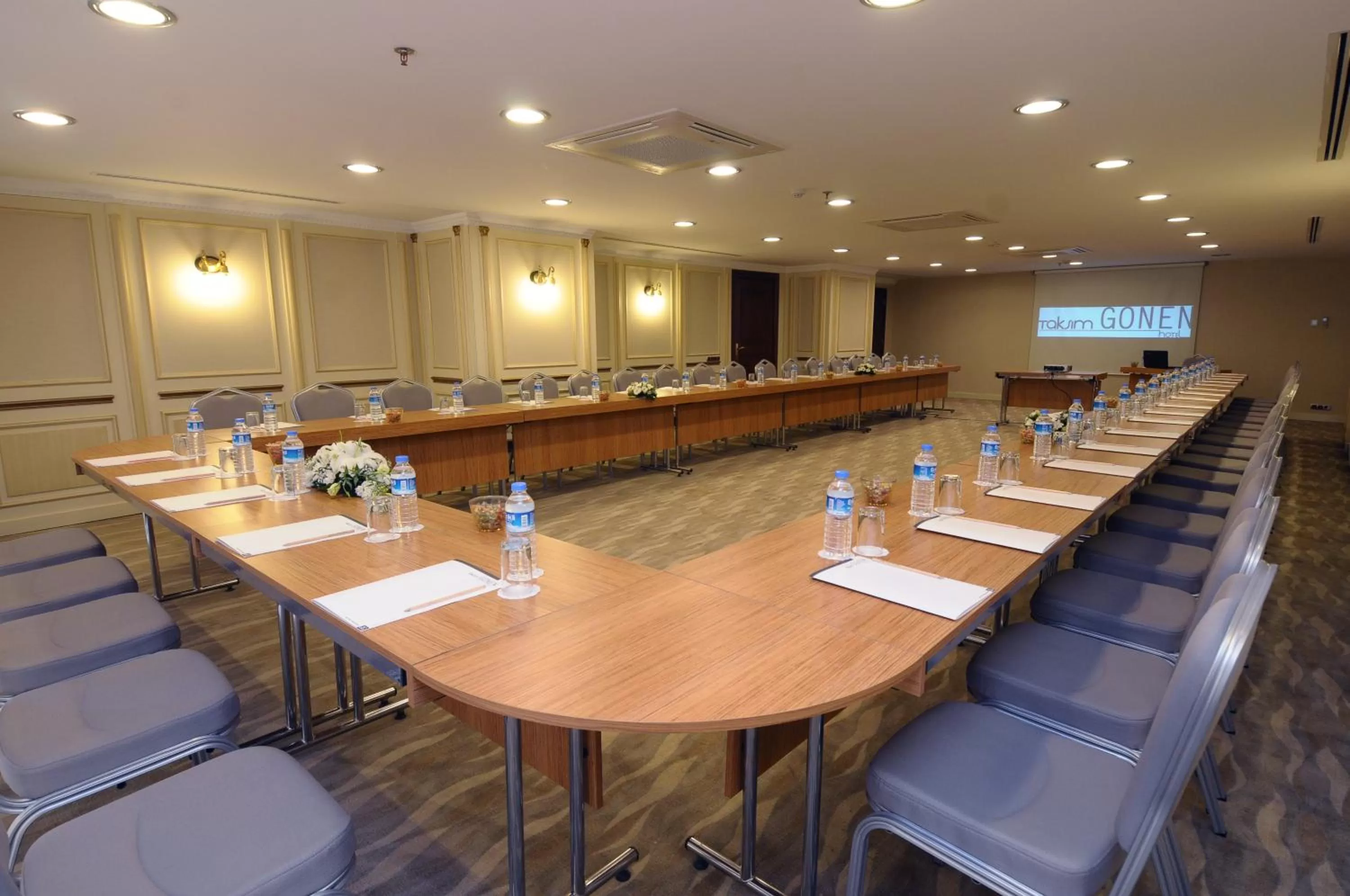Business facilities in Taksim Gonen Hotel