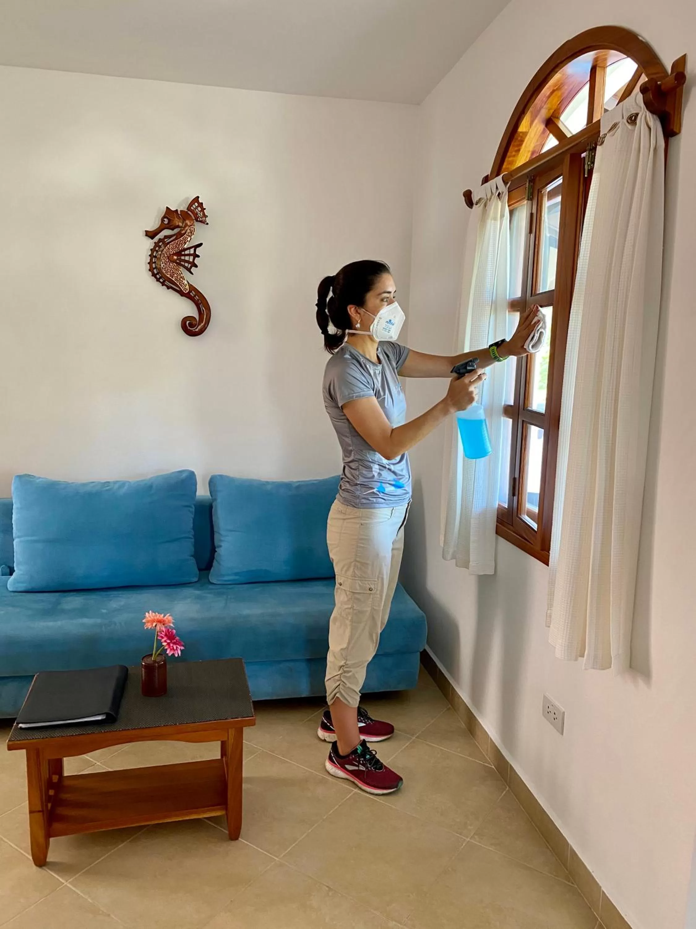 Staff in Hotel Galapagos Suites B&B