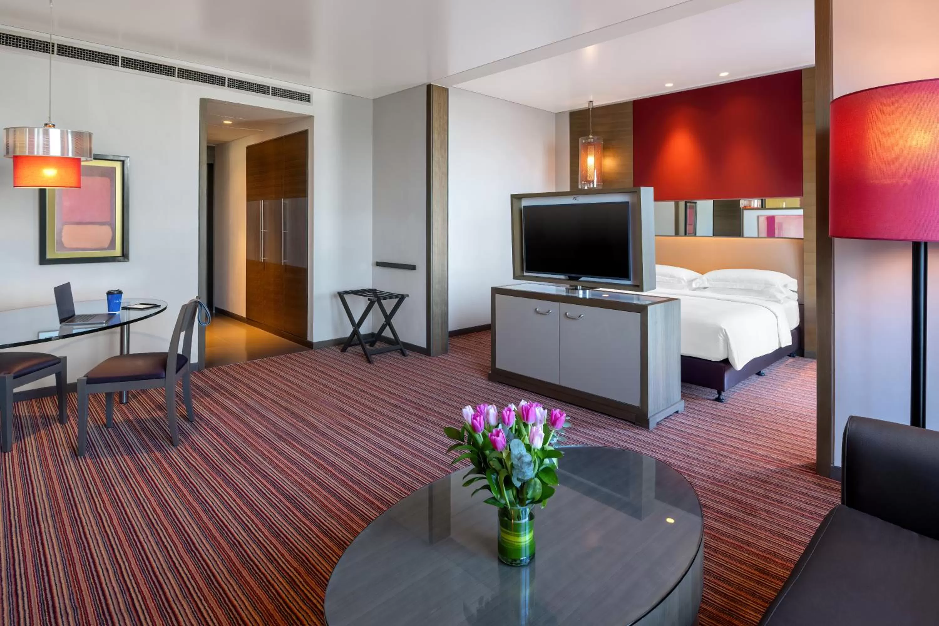 Bed in Park Rotana Abu Dhabi