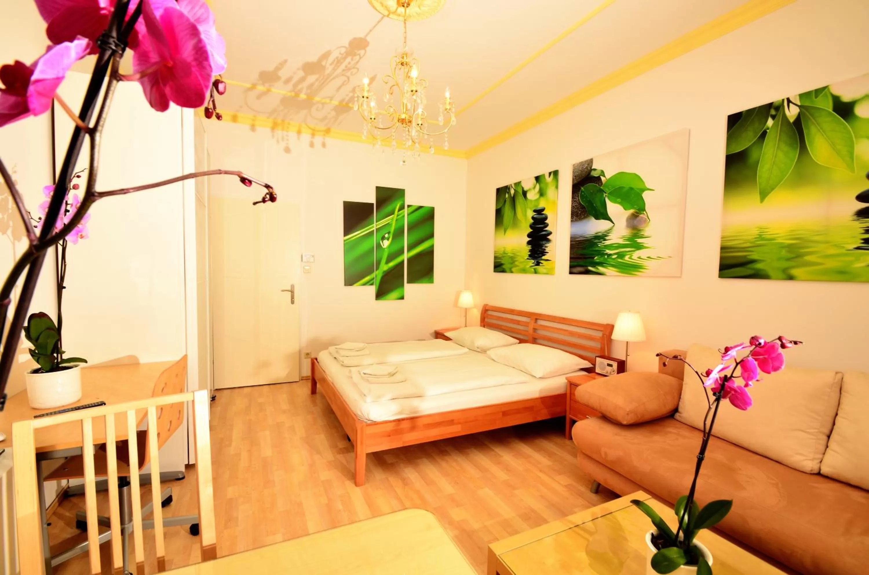 Bed in AJO Apartments - Messe City Flat - Self-Check-in
