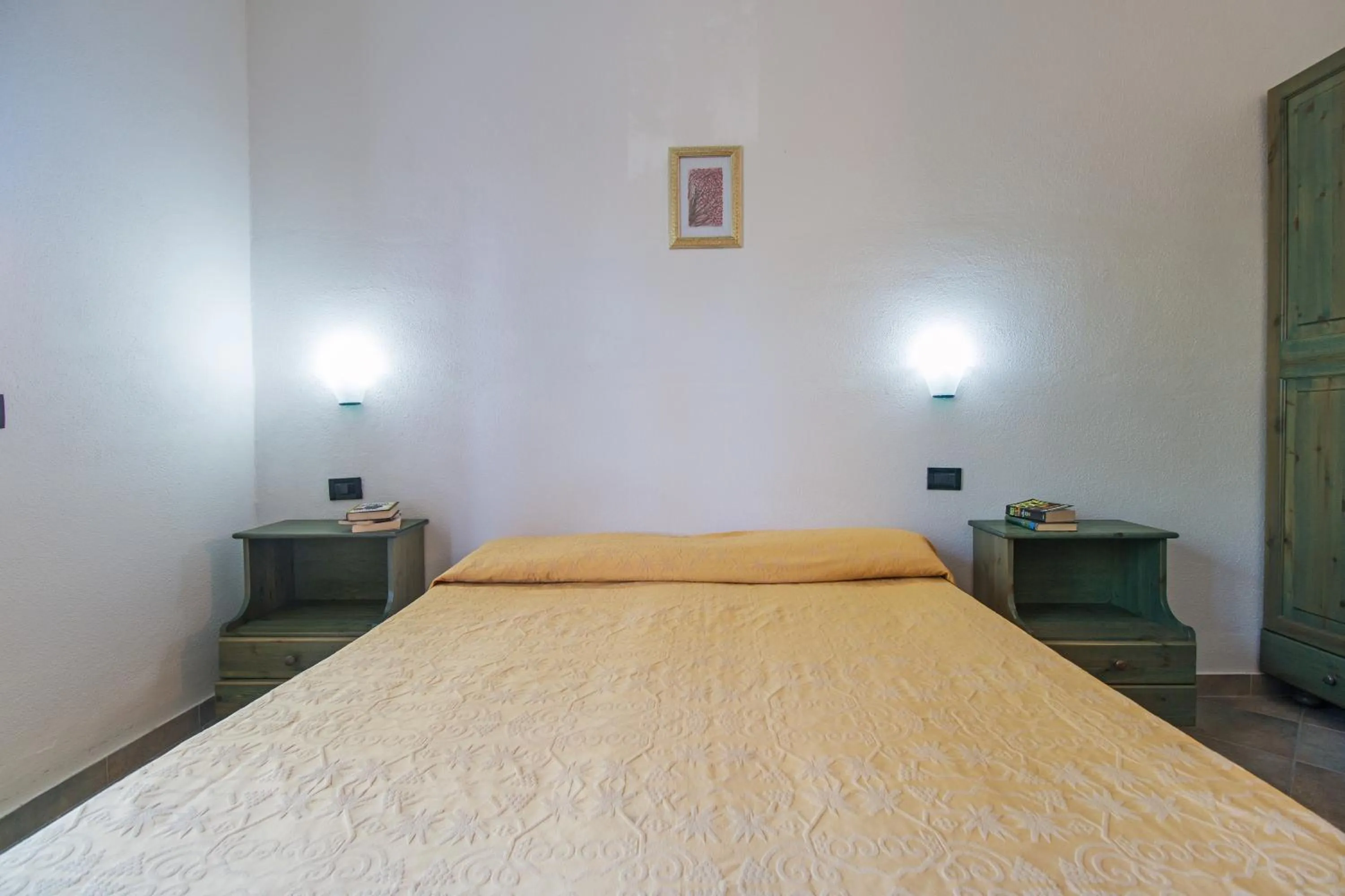 Bedroom, Bed in Albergo Residenziale Gli Ontani