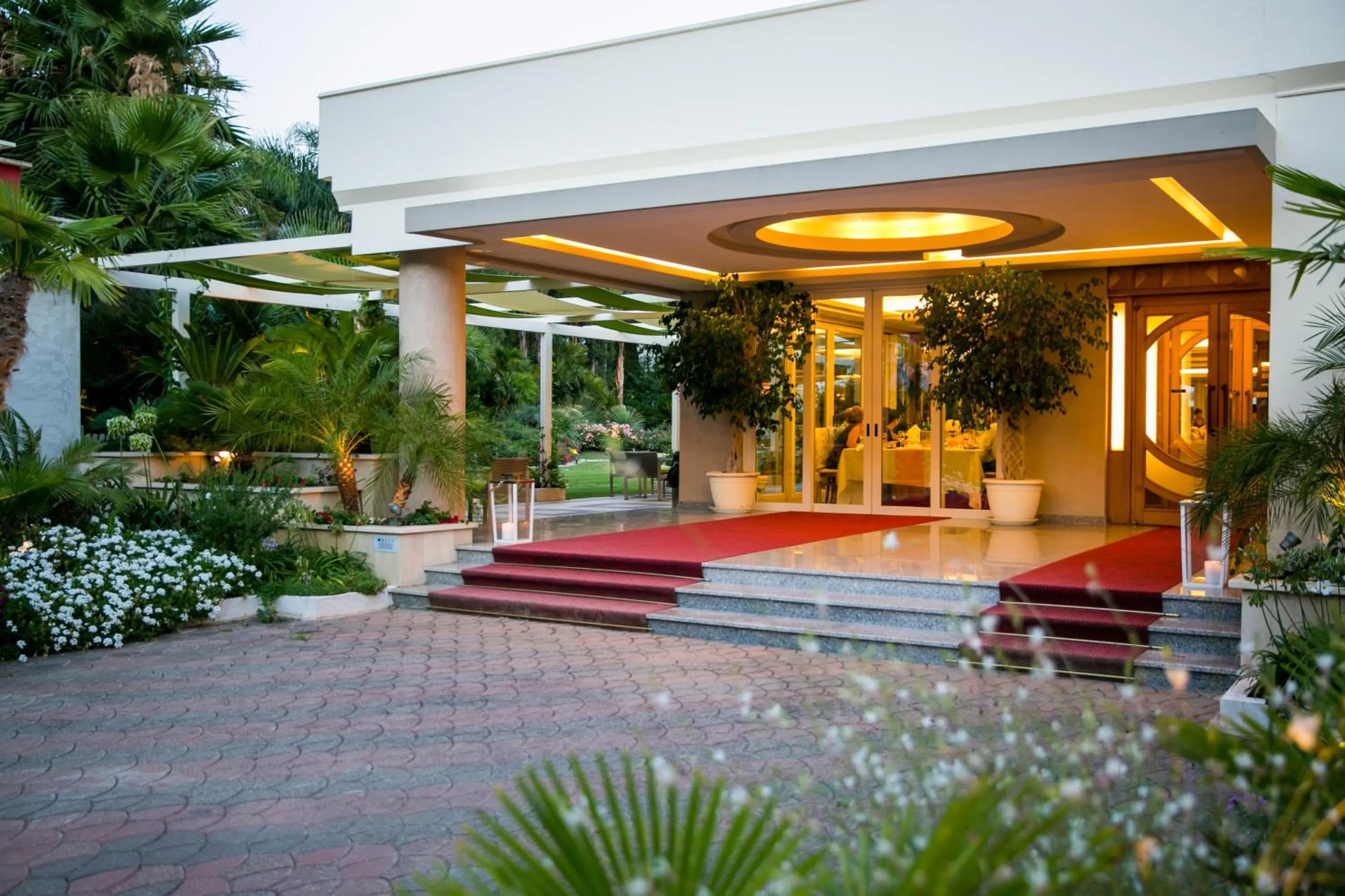 Facade/entrance in Hotel Ares