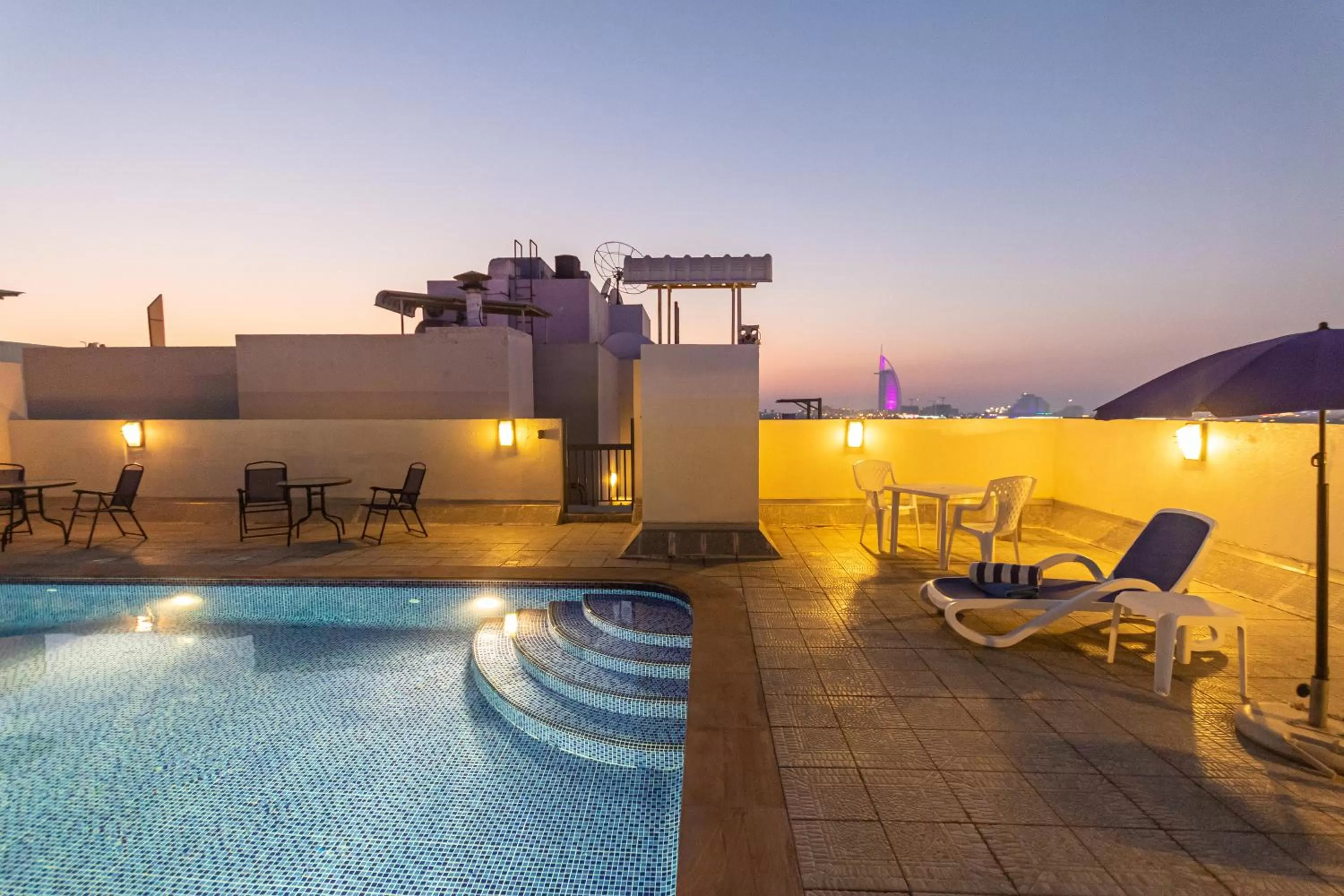 Swimming pool in Auris Boutique Hotel Apartments, Al Barsha - At The Mall