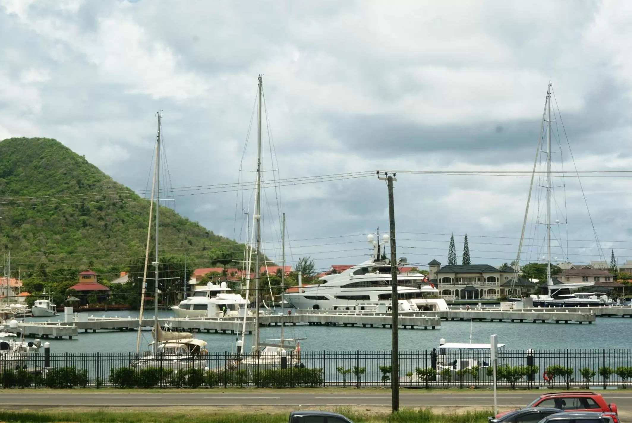 Area and facilities in Bay Gardens Marina Haven