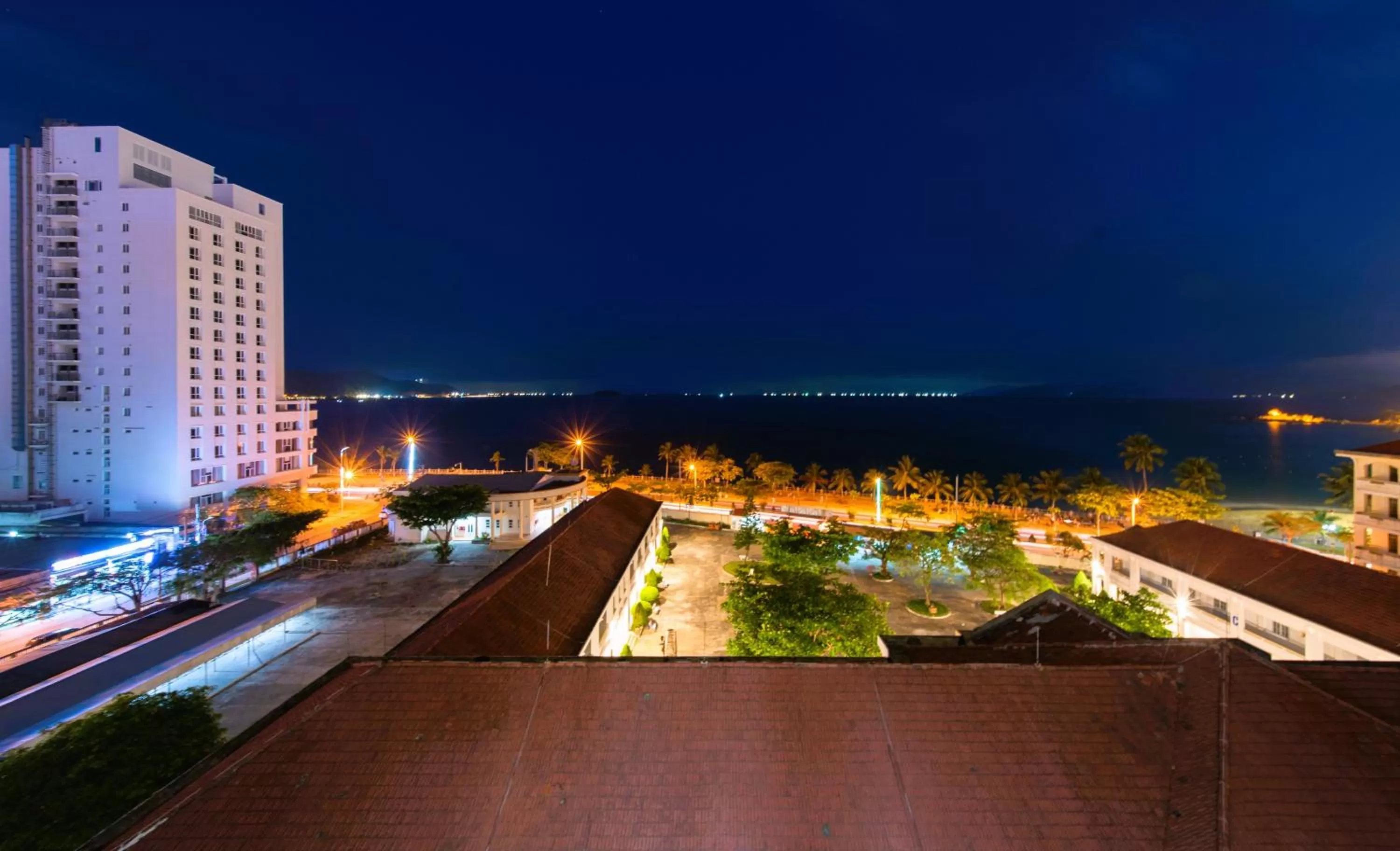 Night in Arise Seaside Hotel