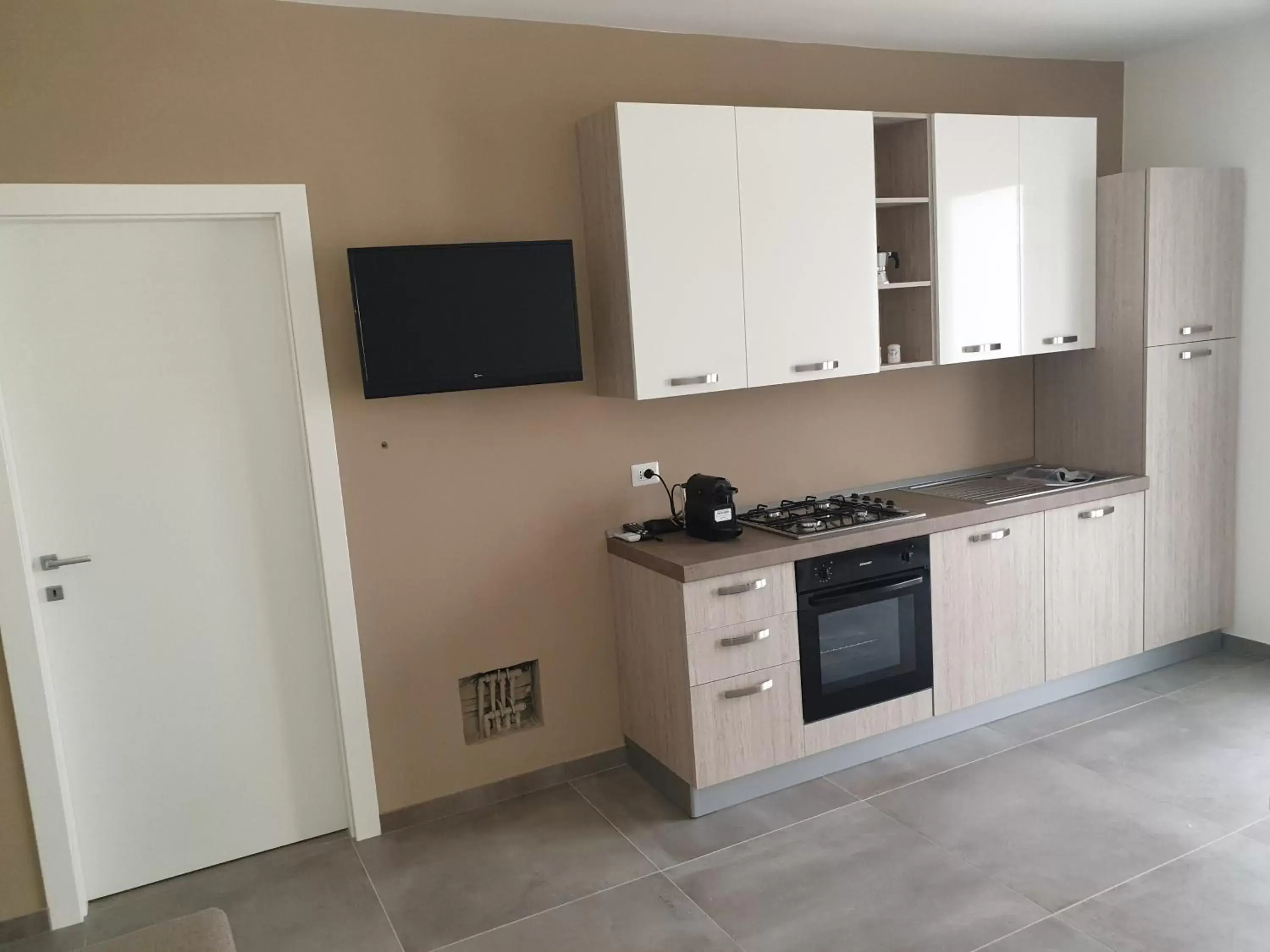 Family Suite in La Collina di Montegrappa - Suites with Heated Private Pool - Suites with Shared Pool Family Suite in La Collina di Montegrappa - Suites with Heated Private Pool - Suites with Shared Pool