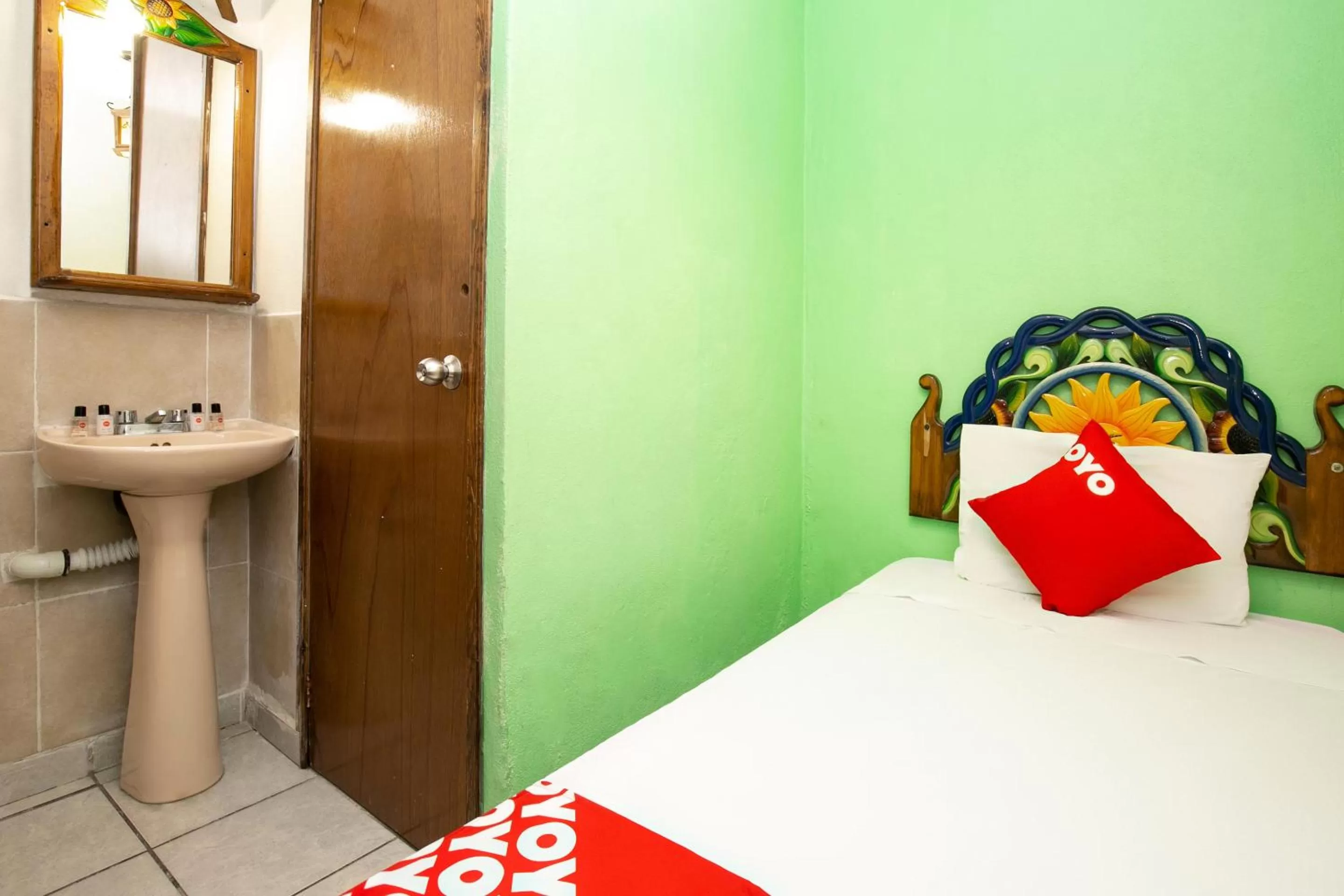 Bedroom in OYO La Casita