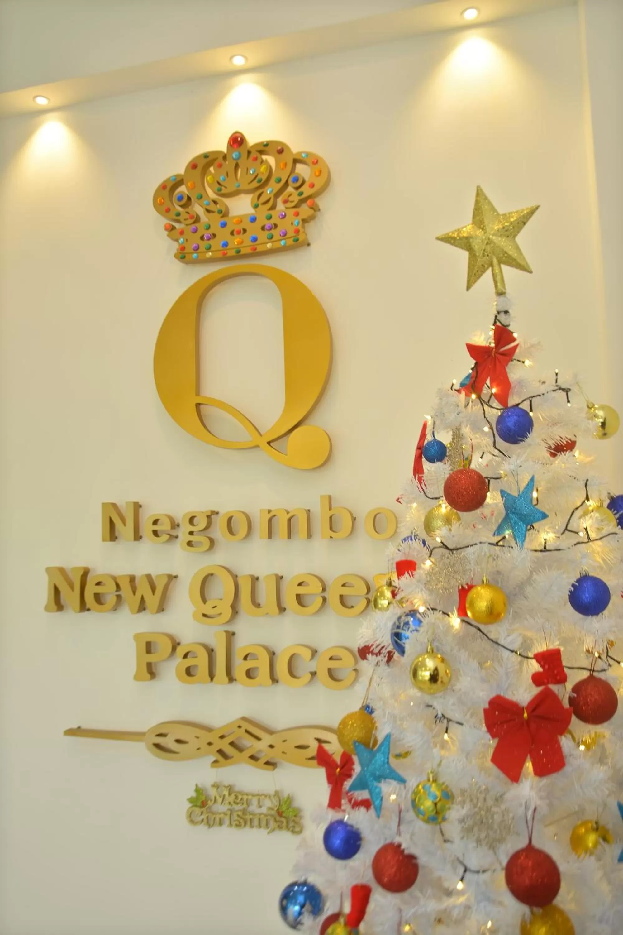 Property logo or sign in Negombo New Queen's Palace