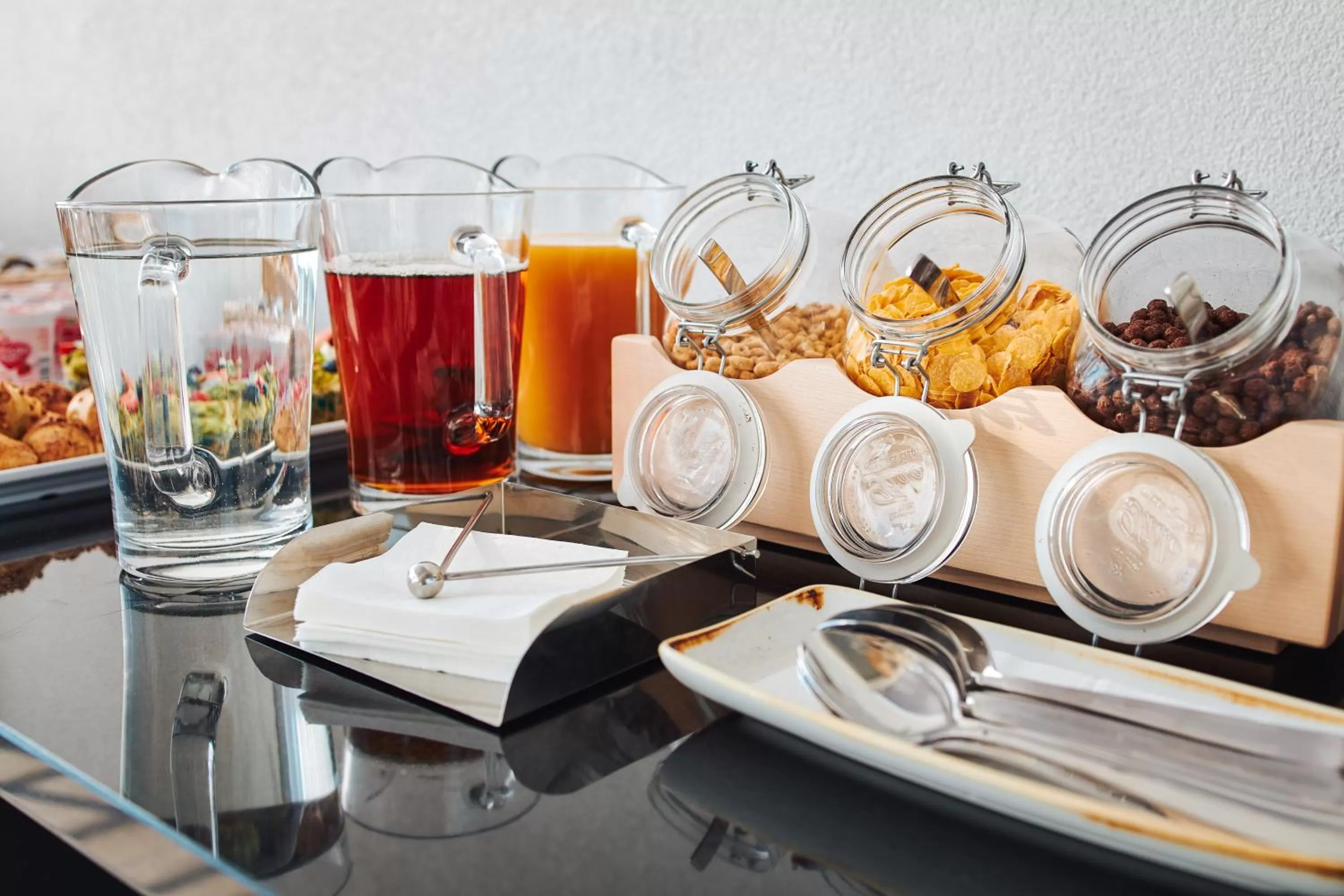 Buffet breakfast in Molo Park Aparthotel