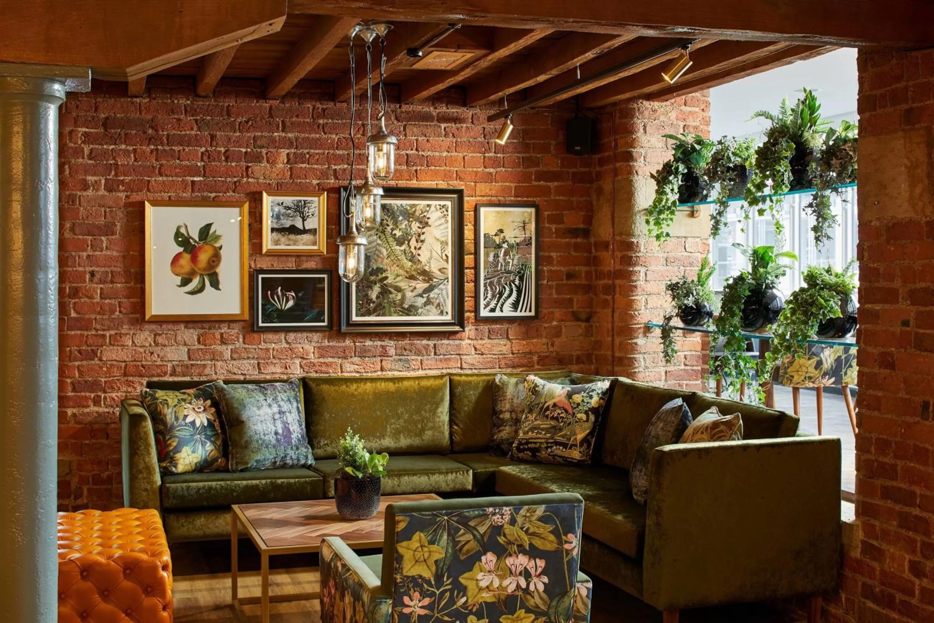 Restaurant/places to eat in Manchester Marriott Victoria & Albert Hotel