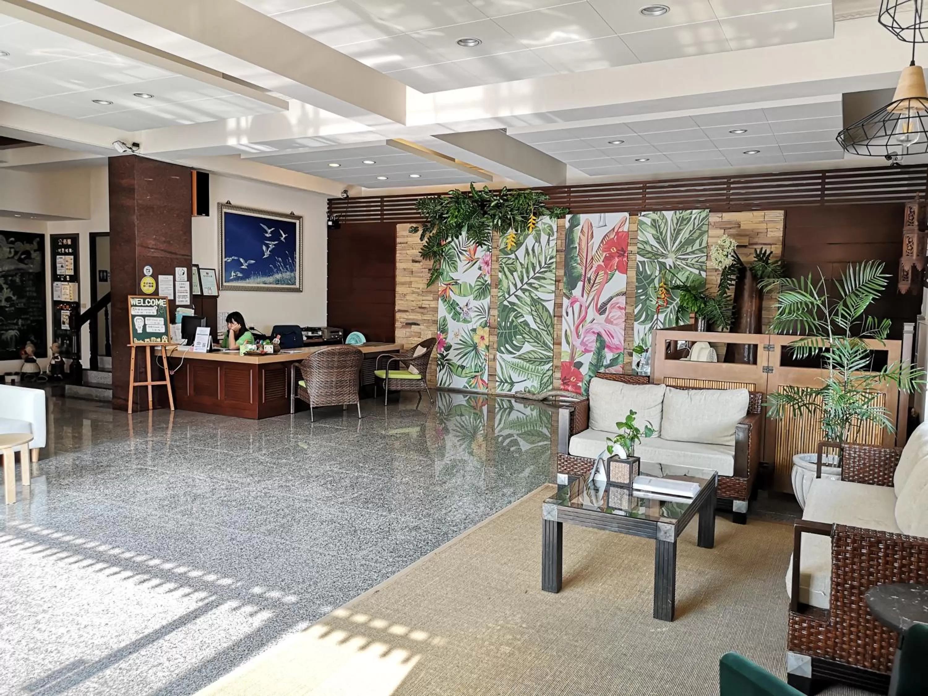 Lobby or reception in Beachcastle & Sea View Villa