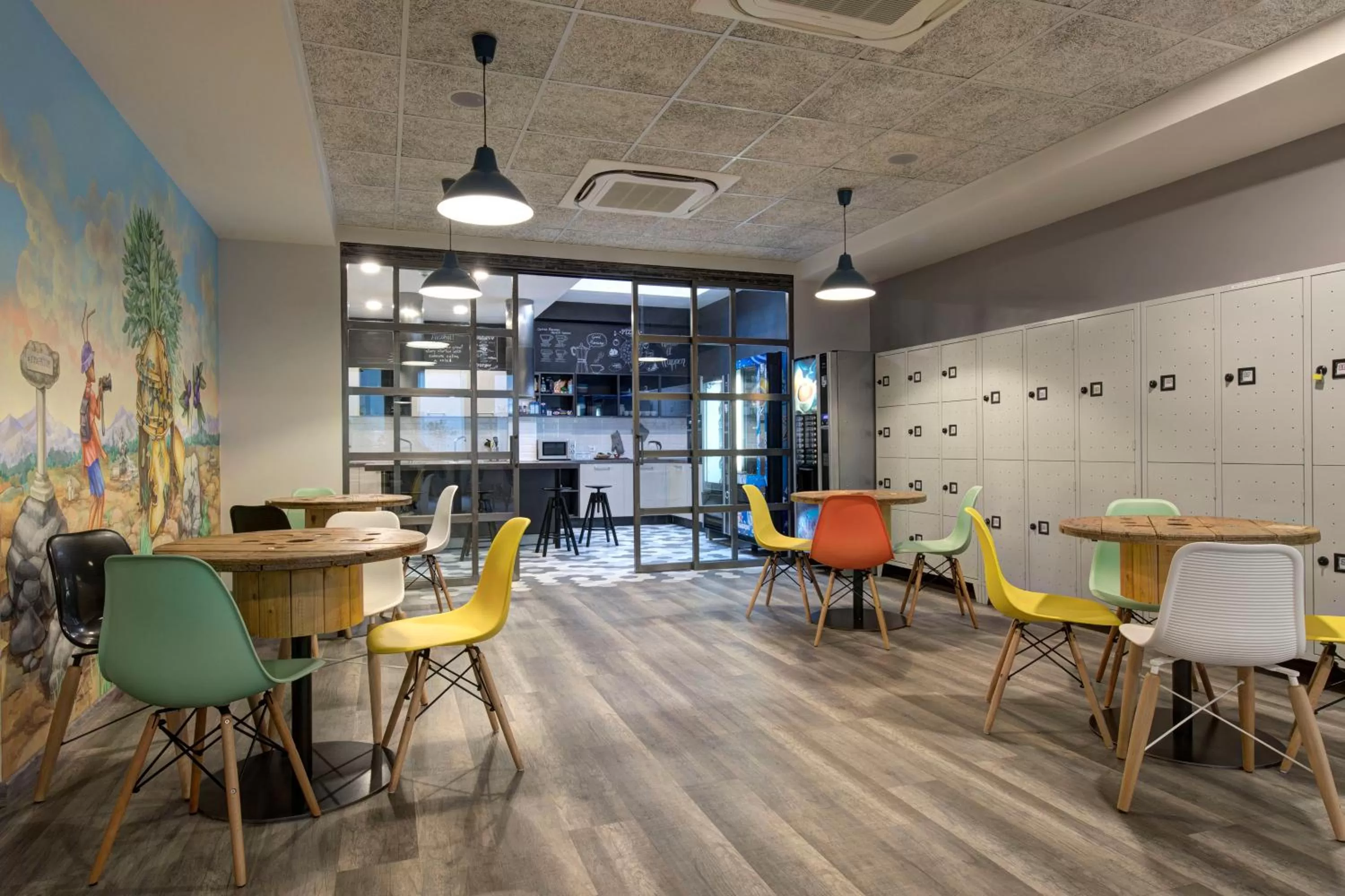 Communal lounge/ TV room in The RomeHello