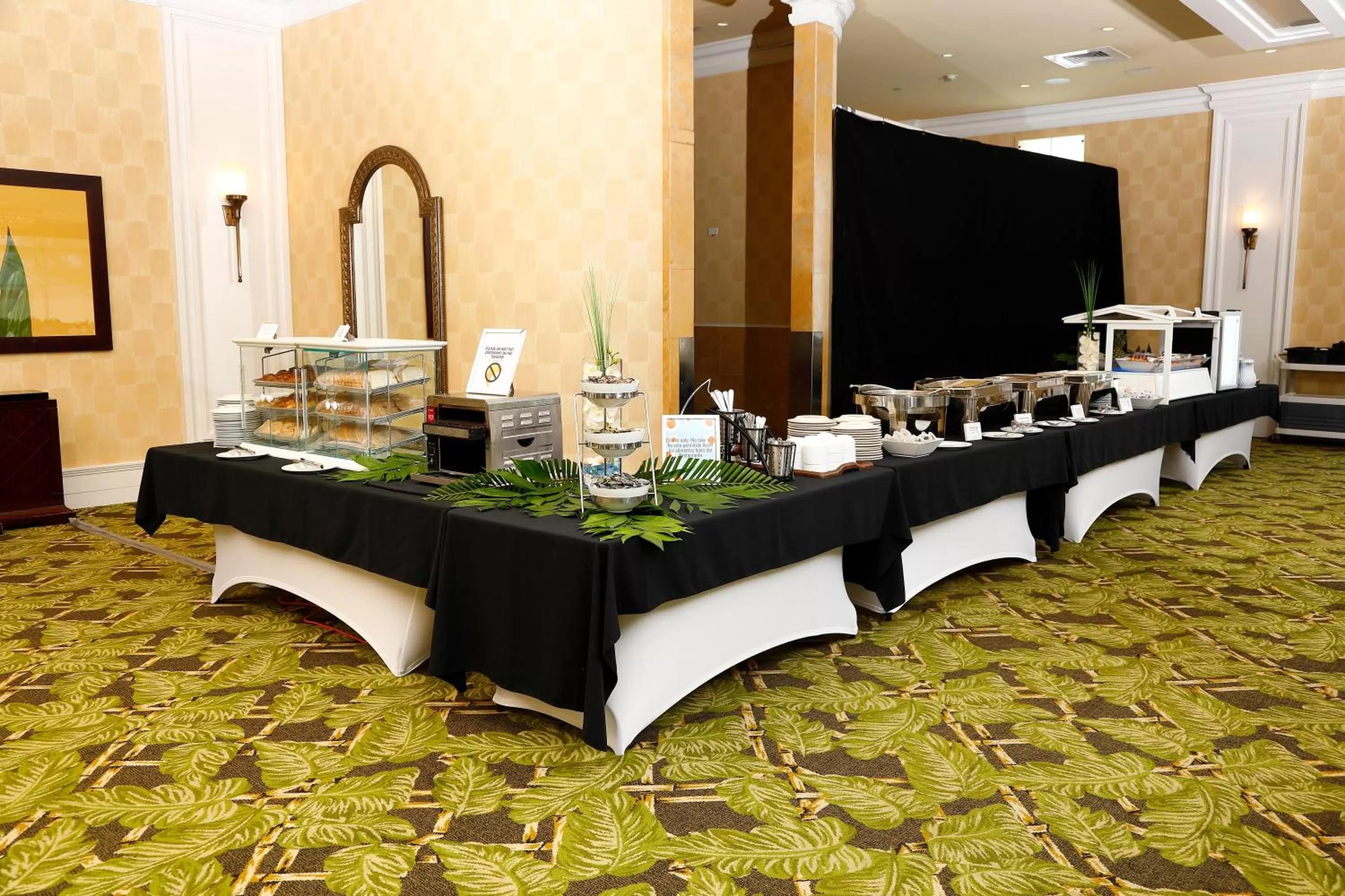 Breakfast in Sea View Hotel