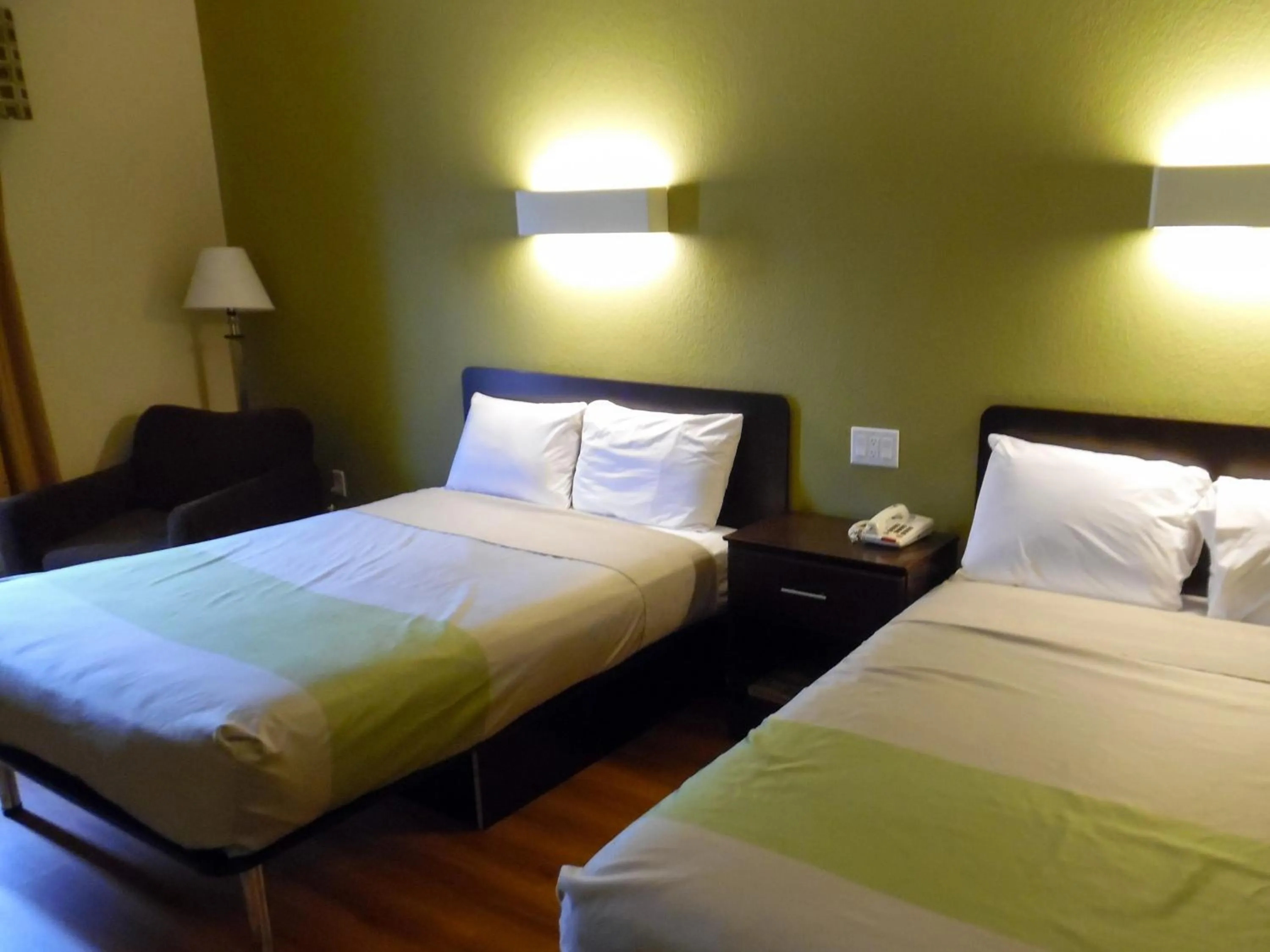 Bedroom, Bed in Motel 6-Fort Worth, TX