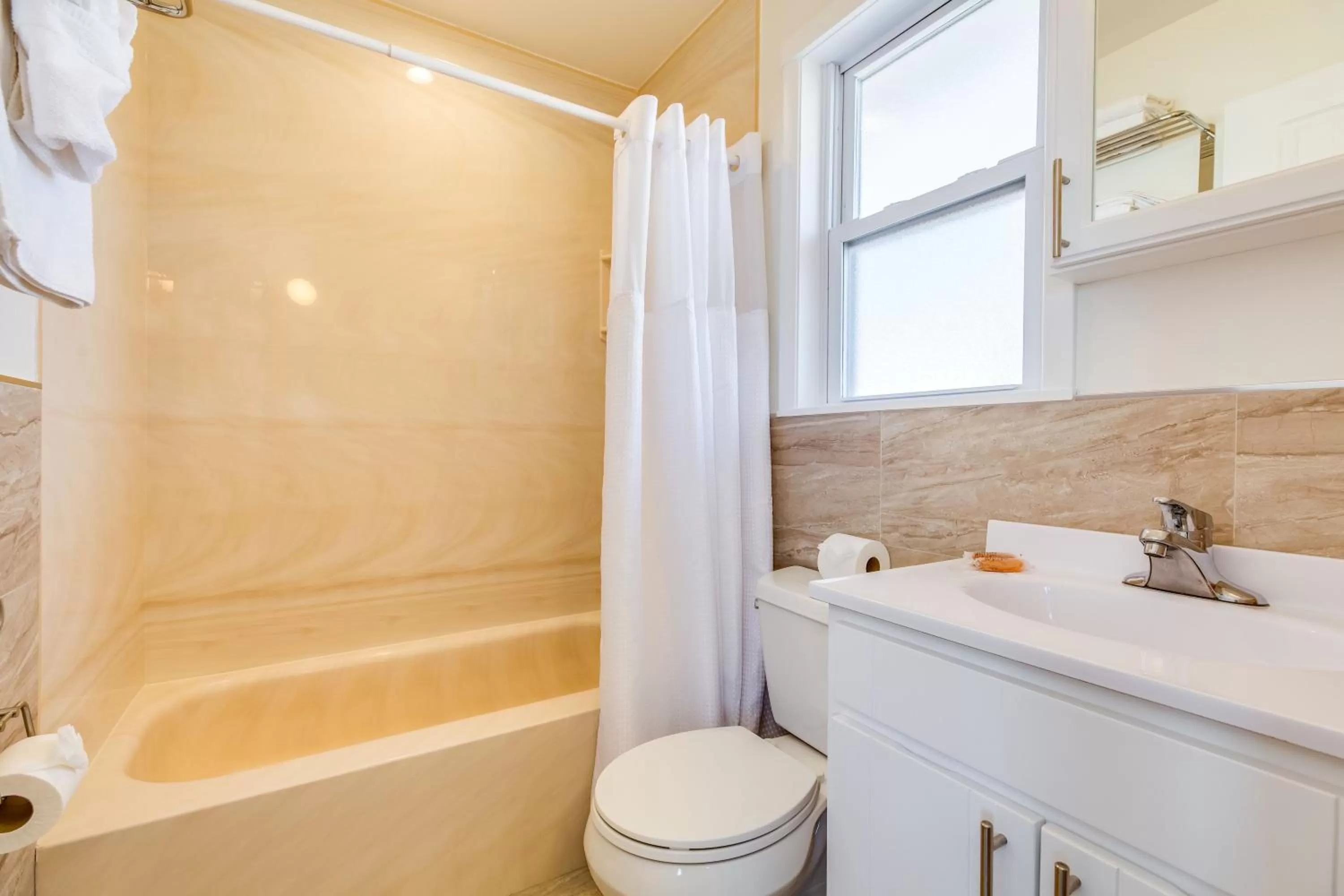 Bathroom in Colonial Shores Resort