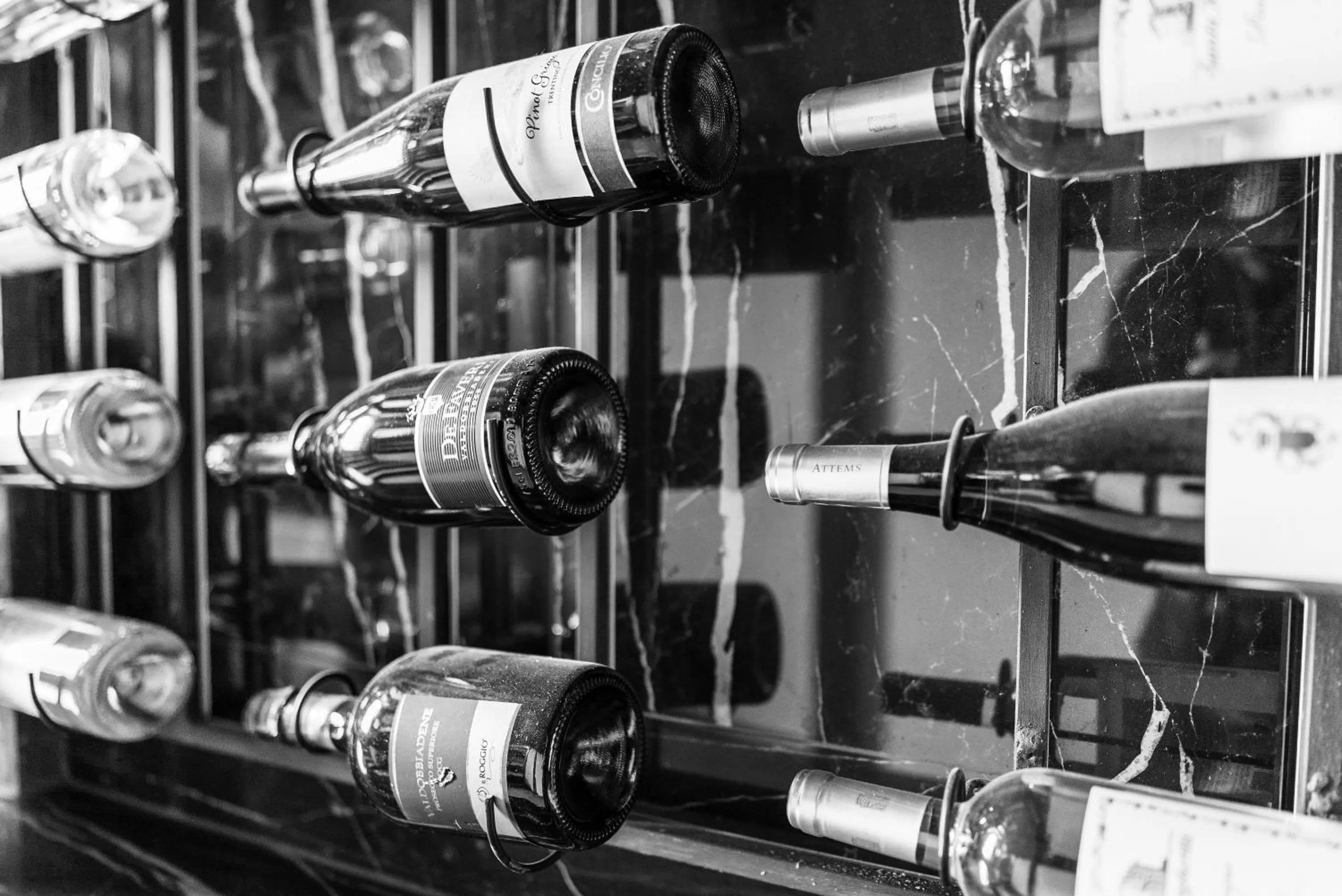 Alcoholic drinks in Monastero dei Santi