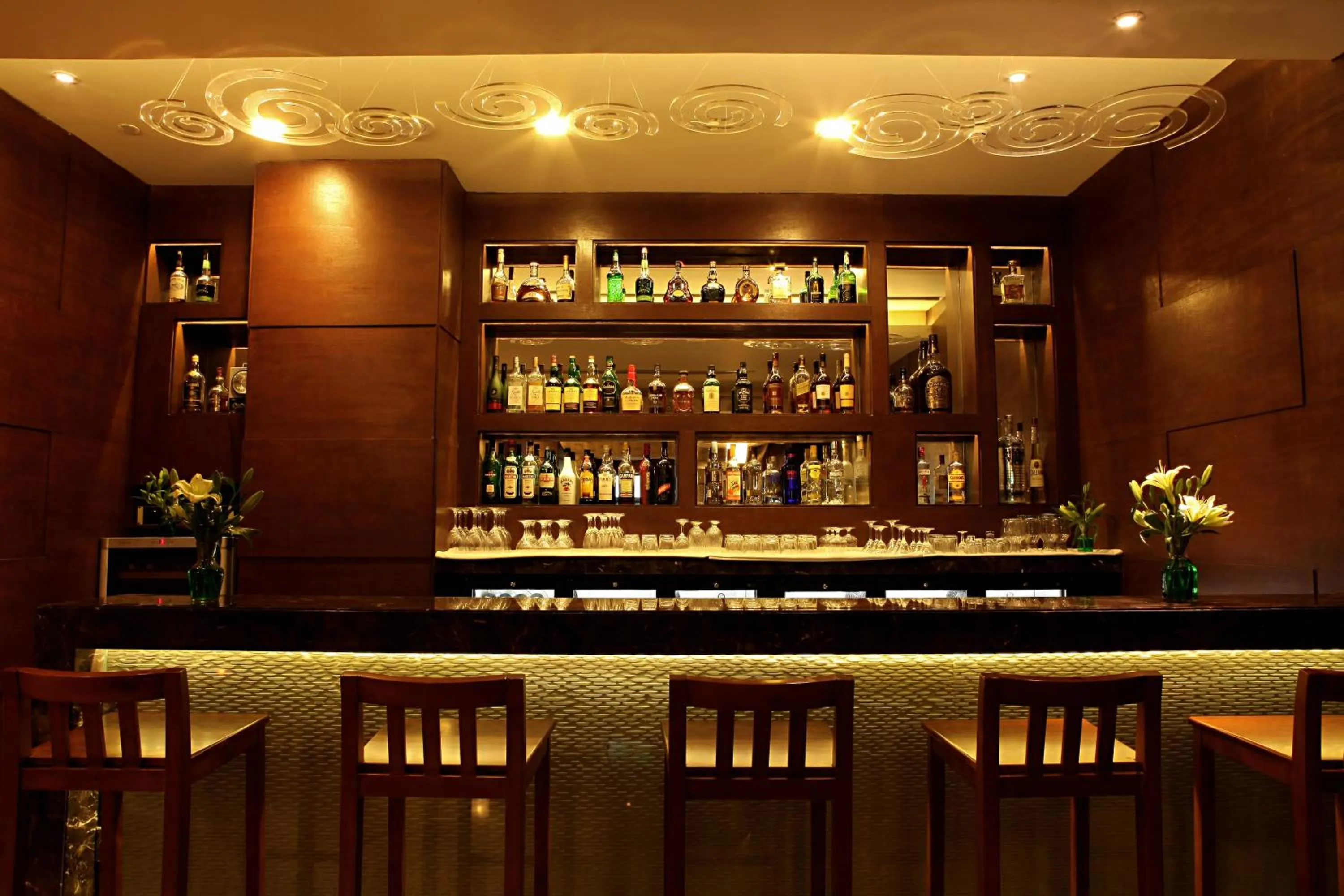 Restaurant/places to eat in The Metropolitan Hotel & Spa New Delhi
