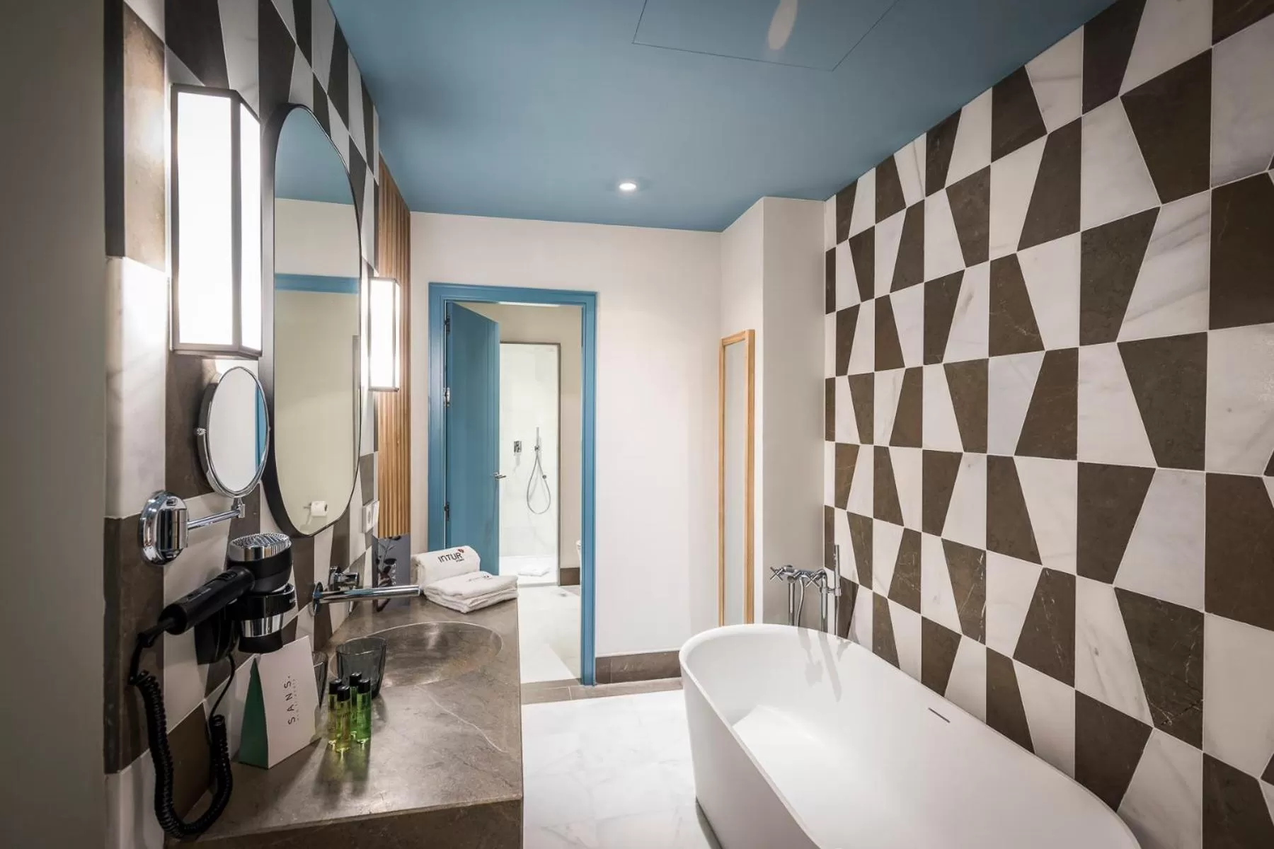 Bathroom in Intelier Casa de Indias