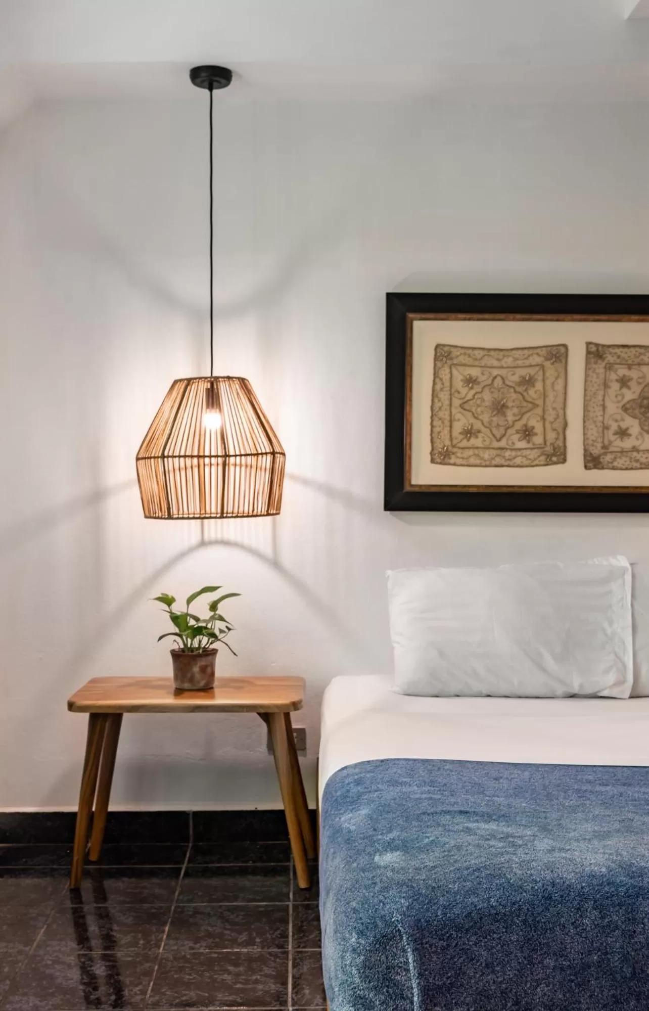 Bed in Cinco Hotel B&B