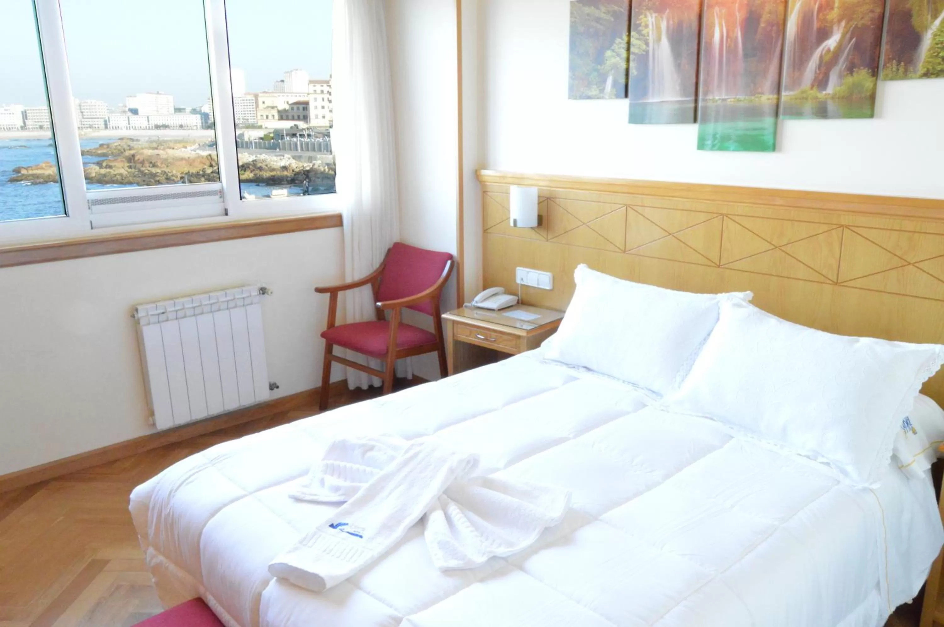 Photo of the whole room, Bed in Hotel Cristal 2