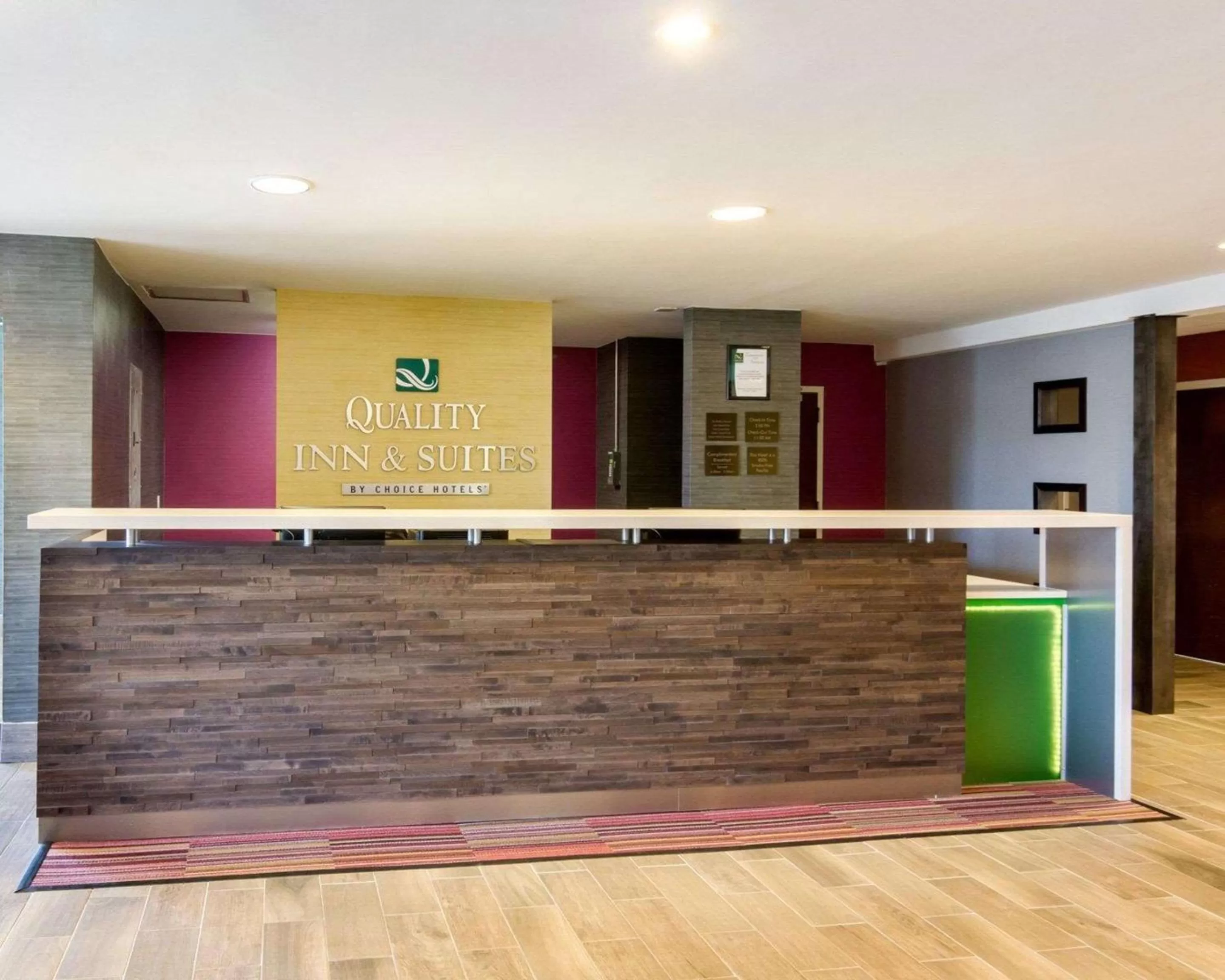 Lobby or reception in Quality Inn & Suites Ashland near Kings Dominion