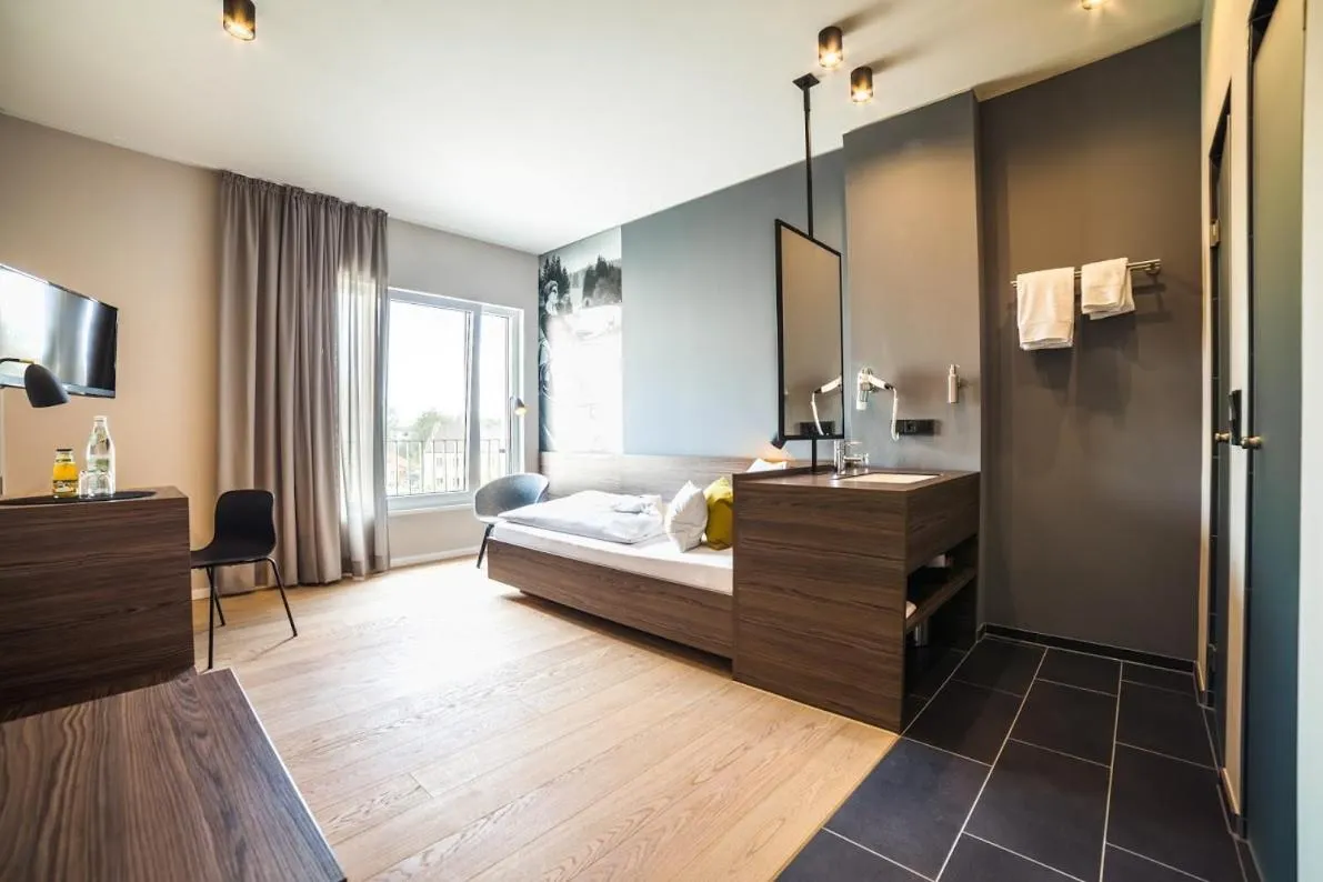 Photo of the whole room, Bed in Hotel Garni Maximilian