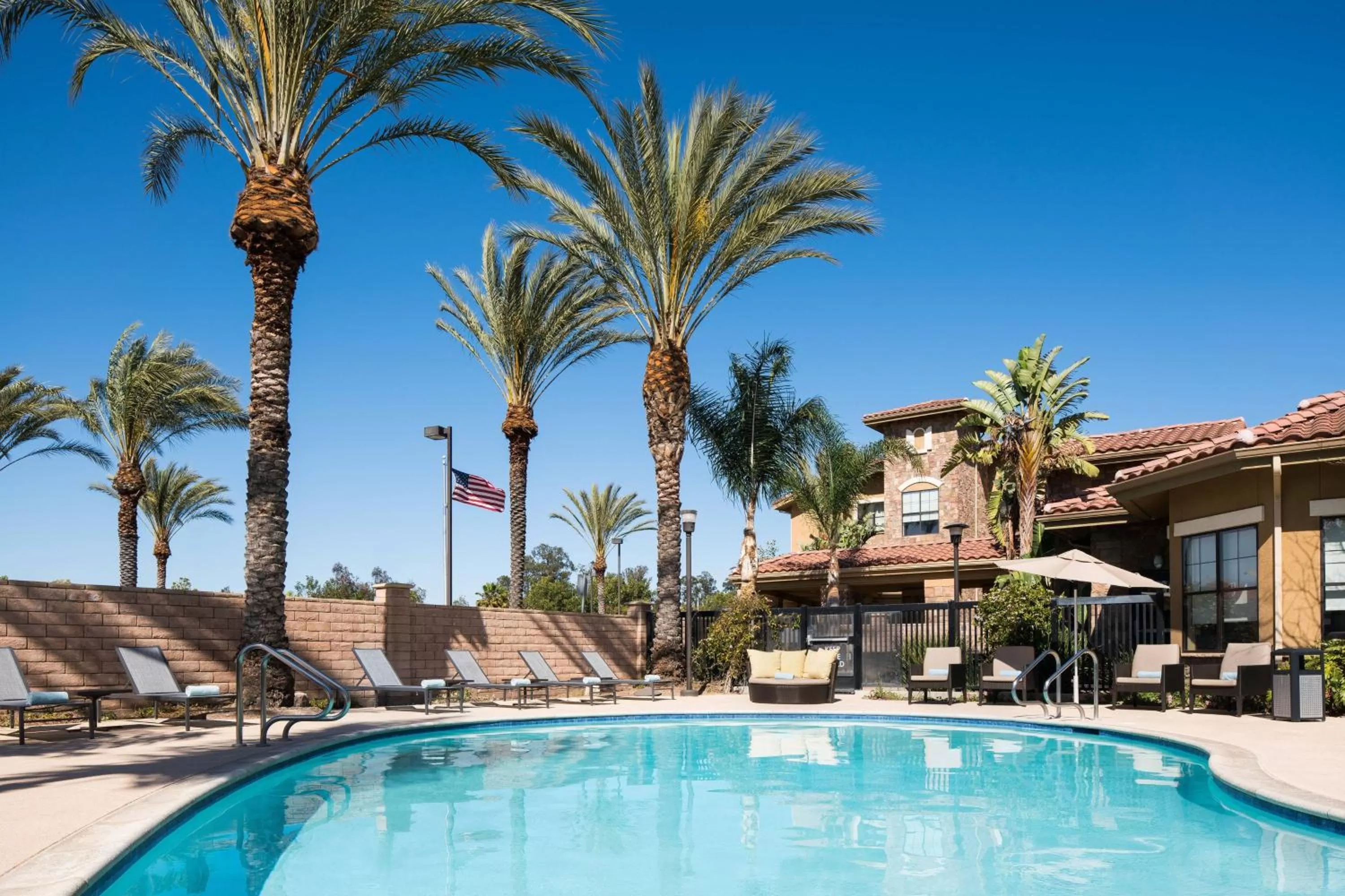 Swimming pool in Residence Inn by Marriott Camarillo