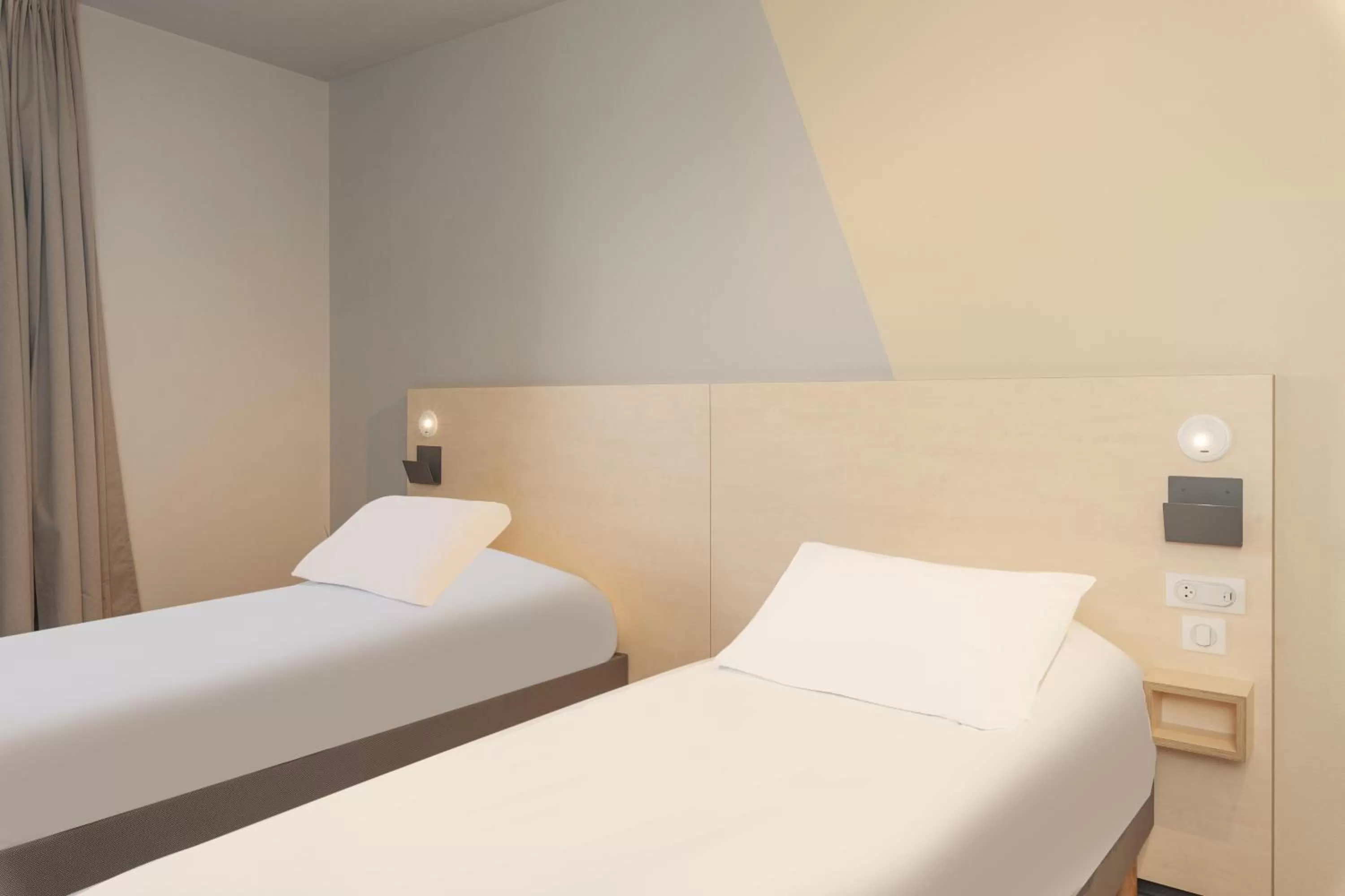 Bed in Hotel ibis Mont De Marsan