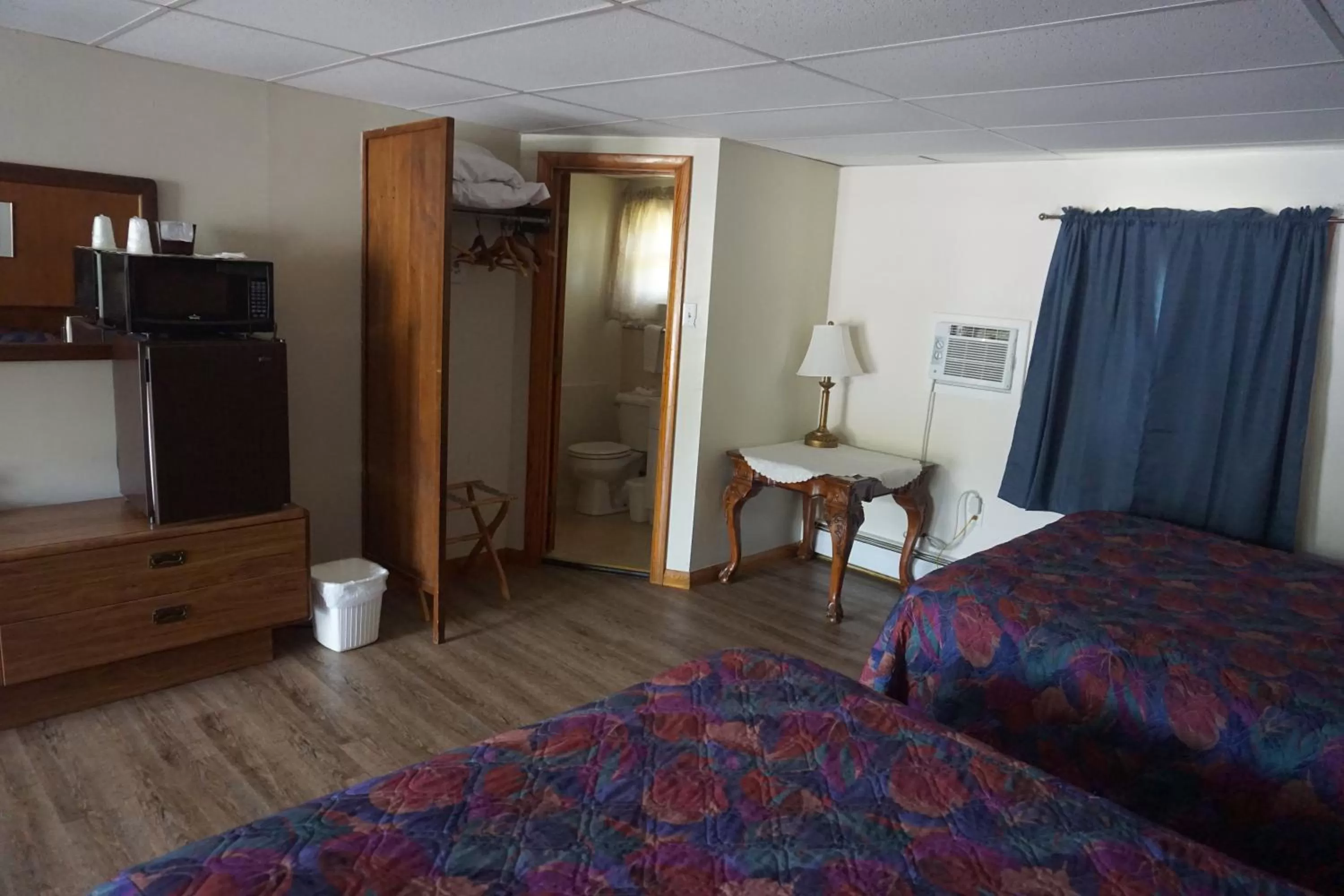 Bed in Northern Peaks Motor Inn