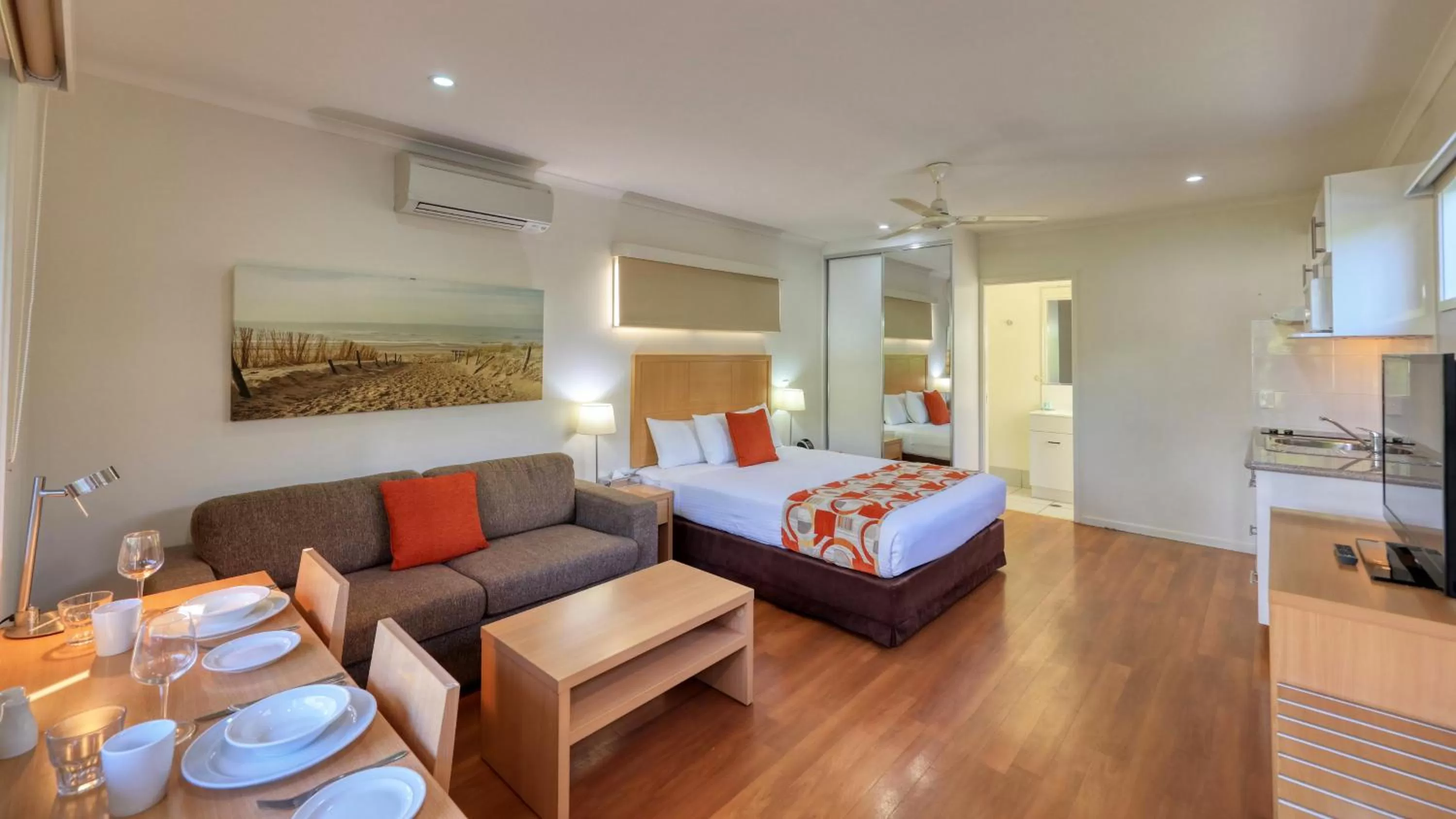 Bed in Chinchilla Motor Inn